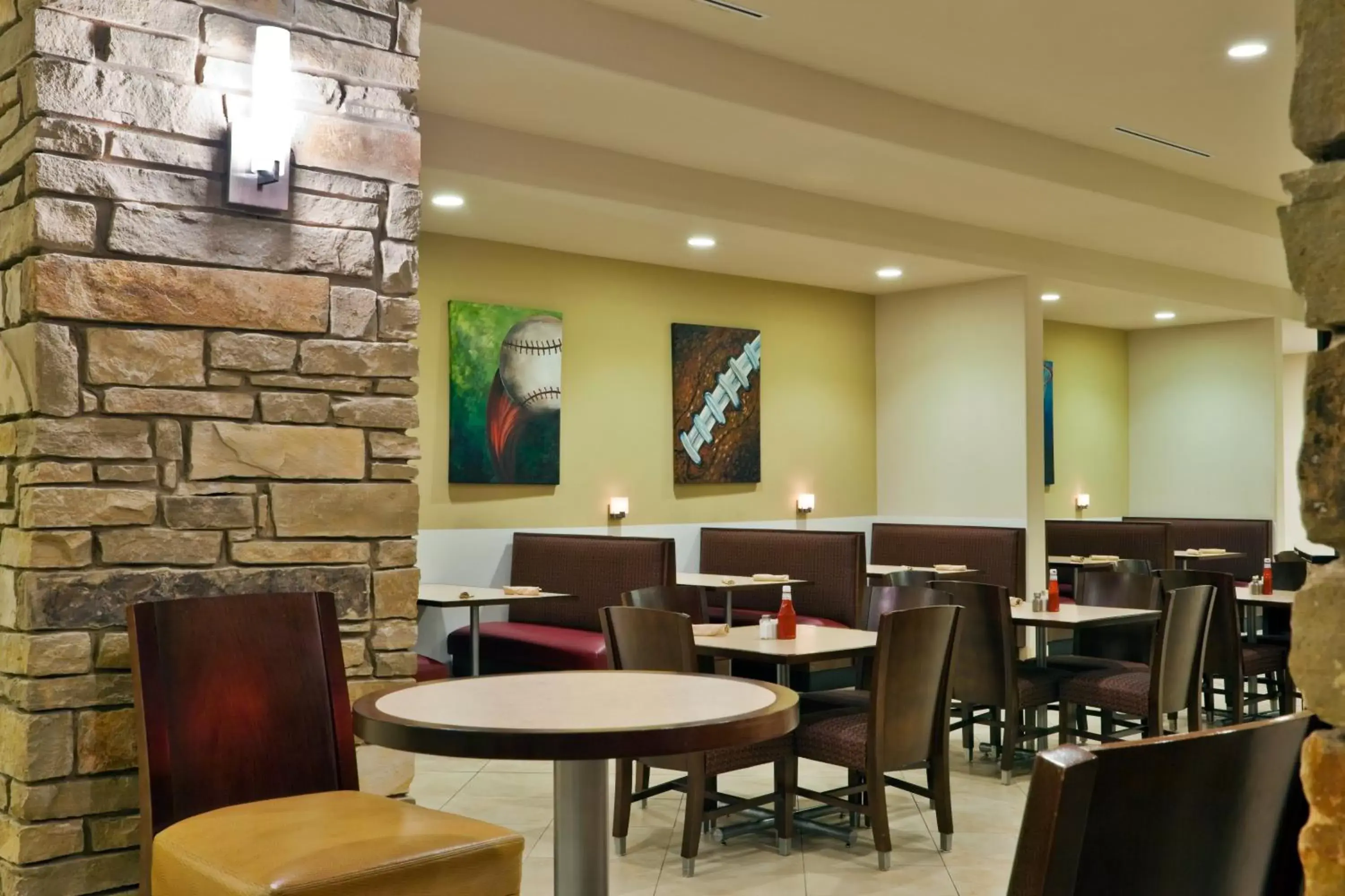 Restaurant/Places to Eat in Holiday Inn Killeen Fort Hood, an IHG Hotel