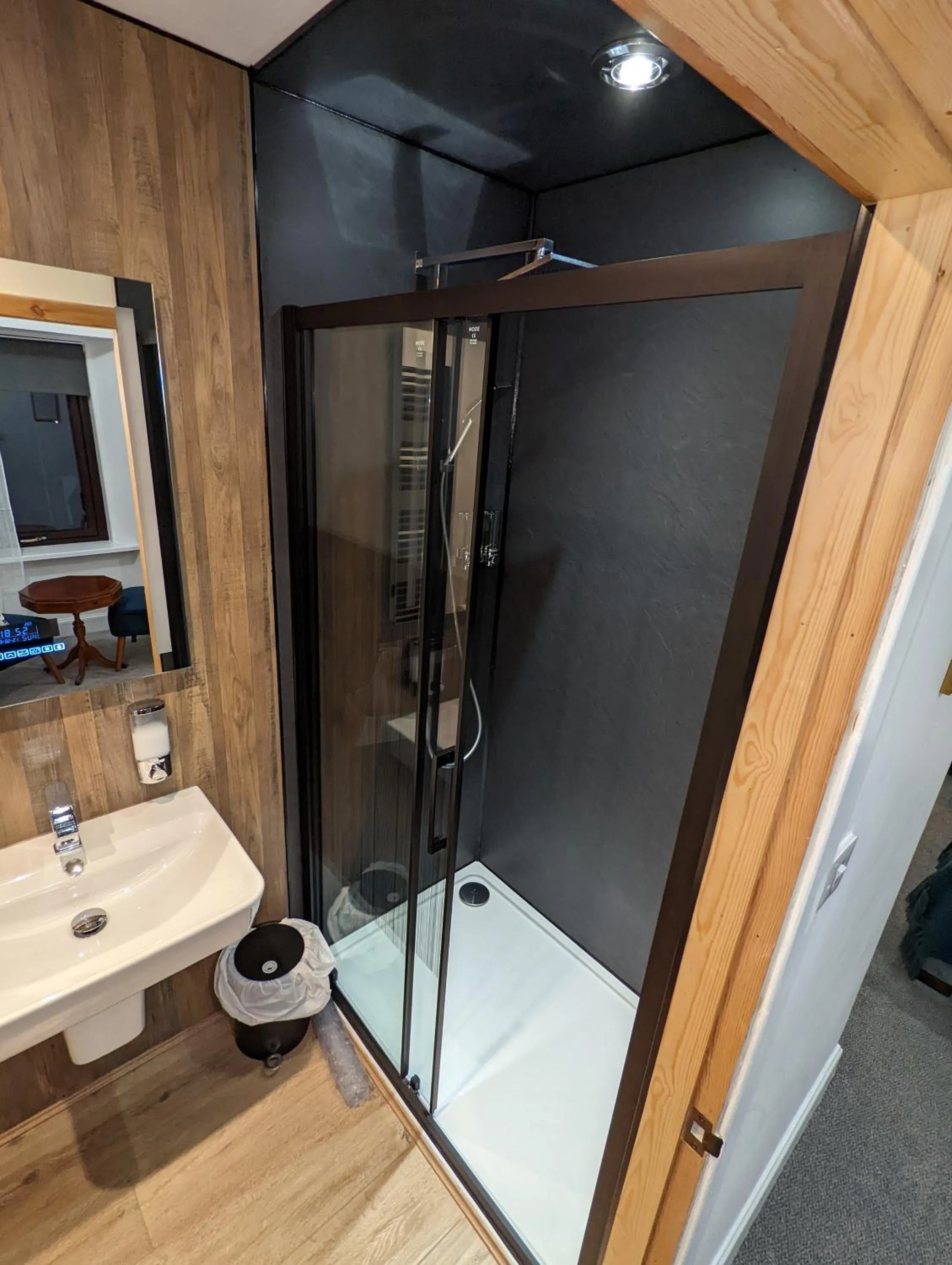 Bedroom in Cambeth Lodge