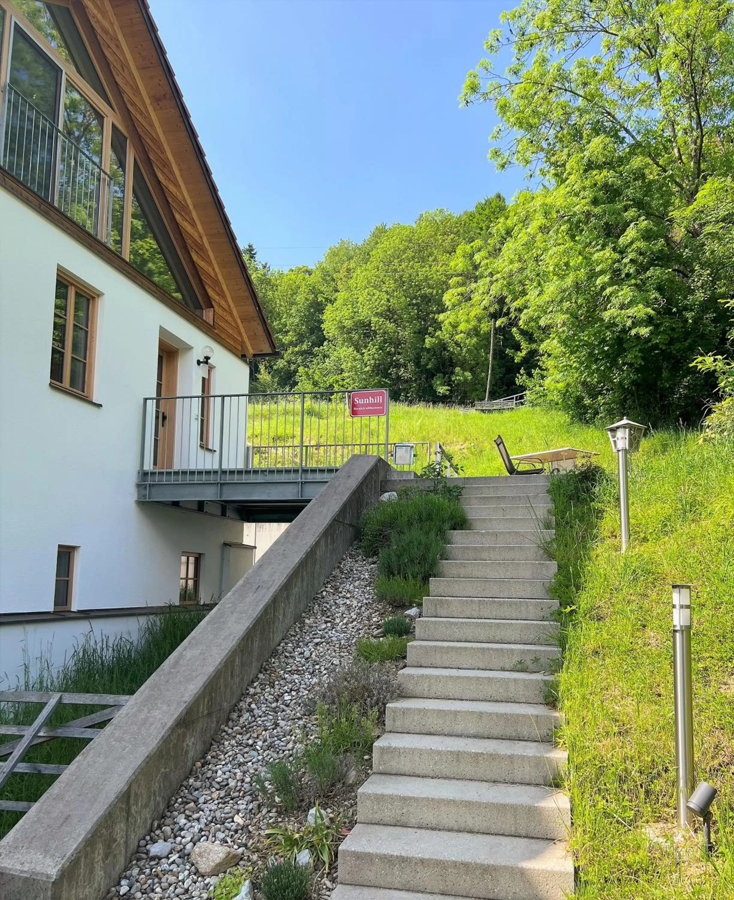 Property building in Sunhill Appartments, klimatisiert