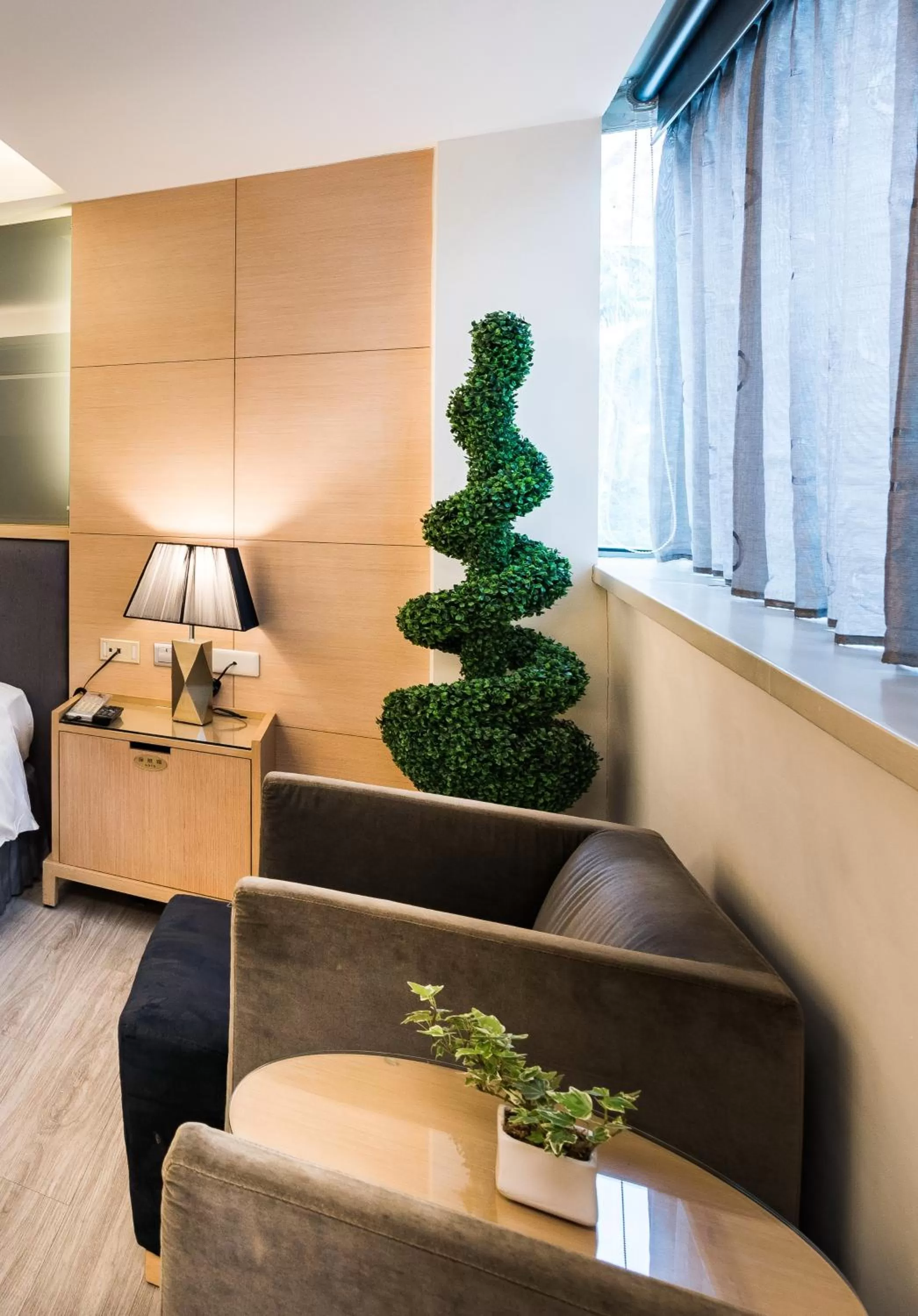 Decorative detail in Shin Yuan Celeb Metro Hotel