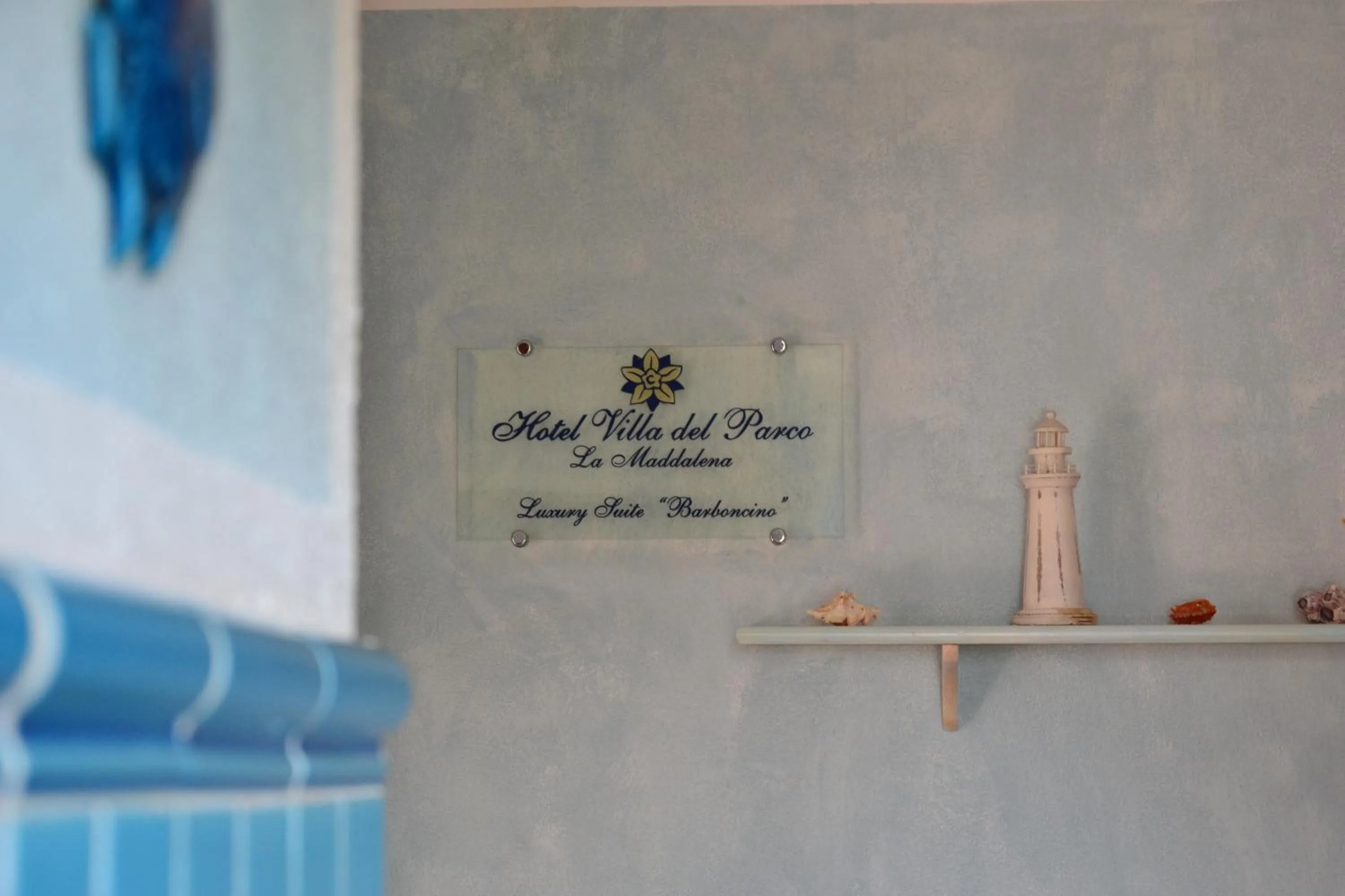 Deluxe Suite - single occupancy in Hotel Villa Del Parco