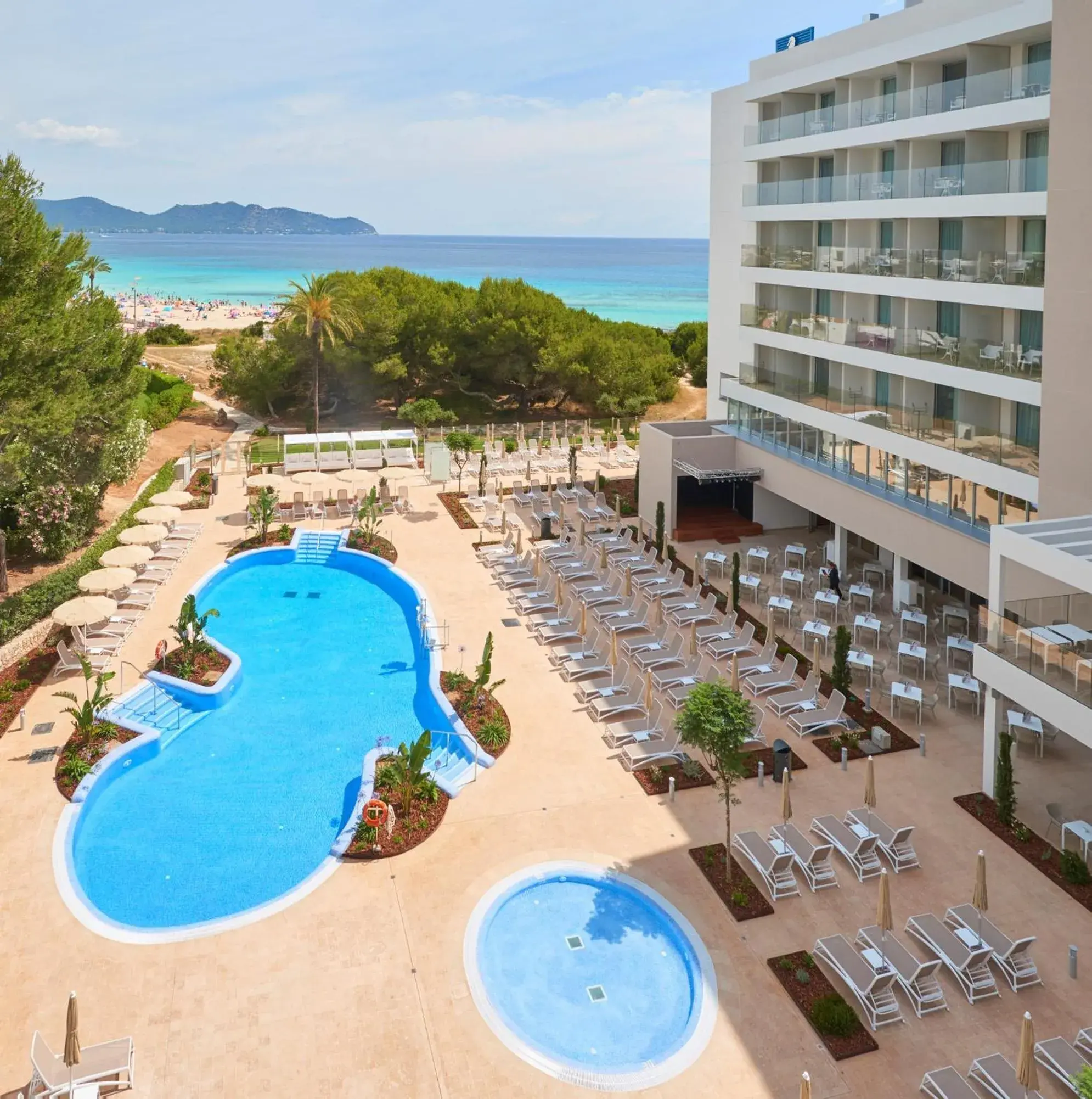 Pool view in Hipotels Bahia Cala Millor