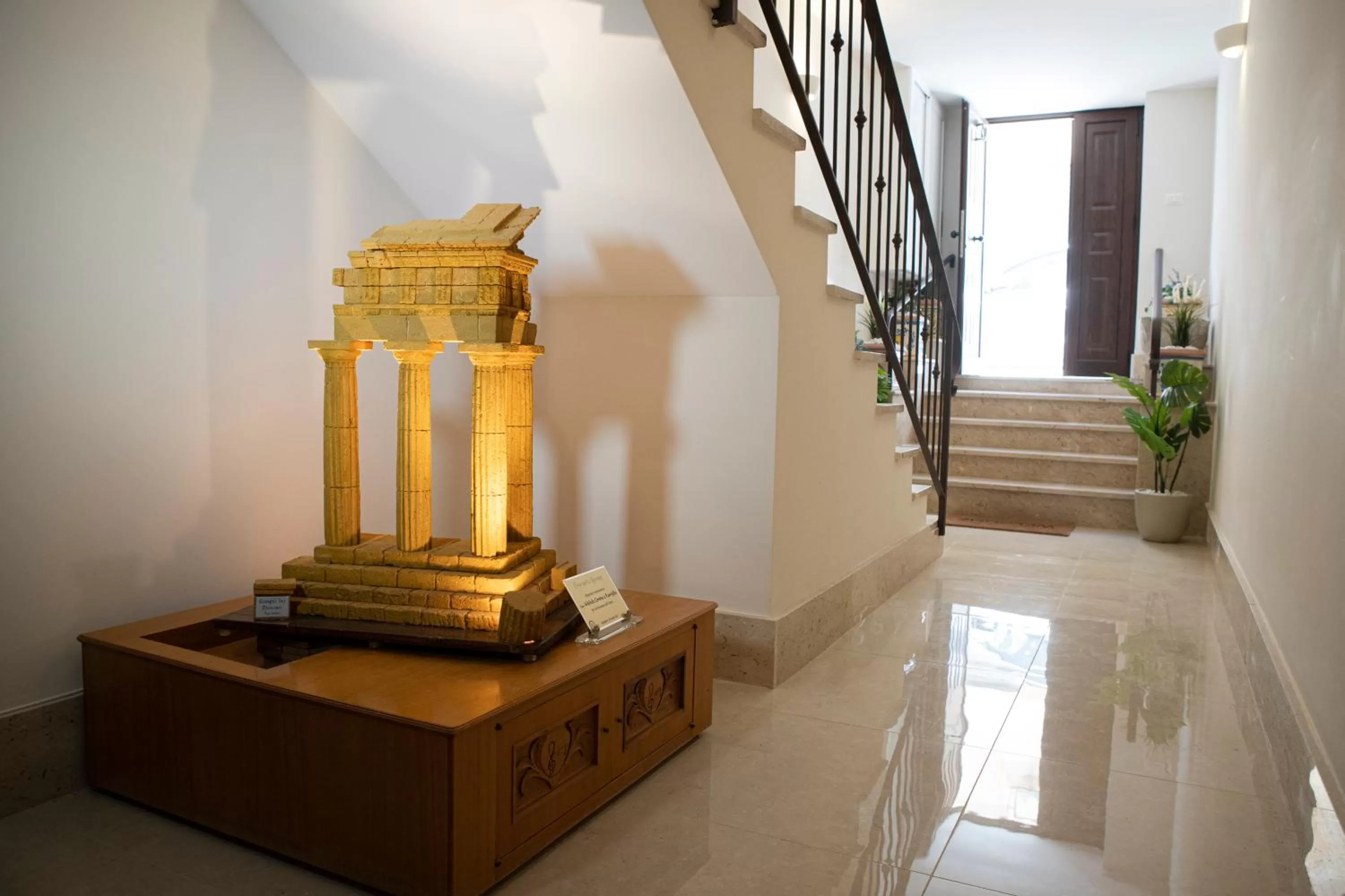 Facade/entrance in Esseneto Rooms