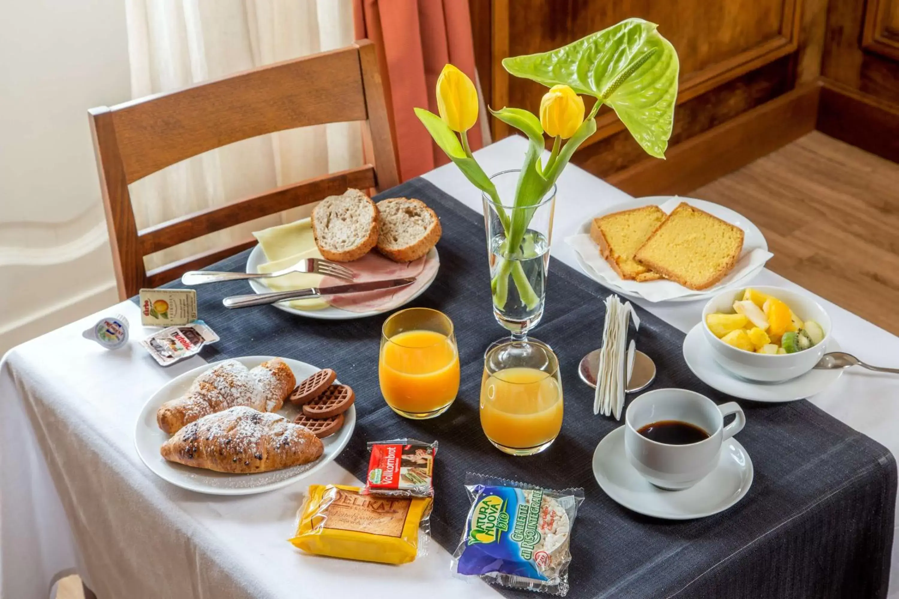 Restaurant/places to eat, Breakfast in Best Western Hotel Astrid