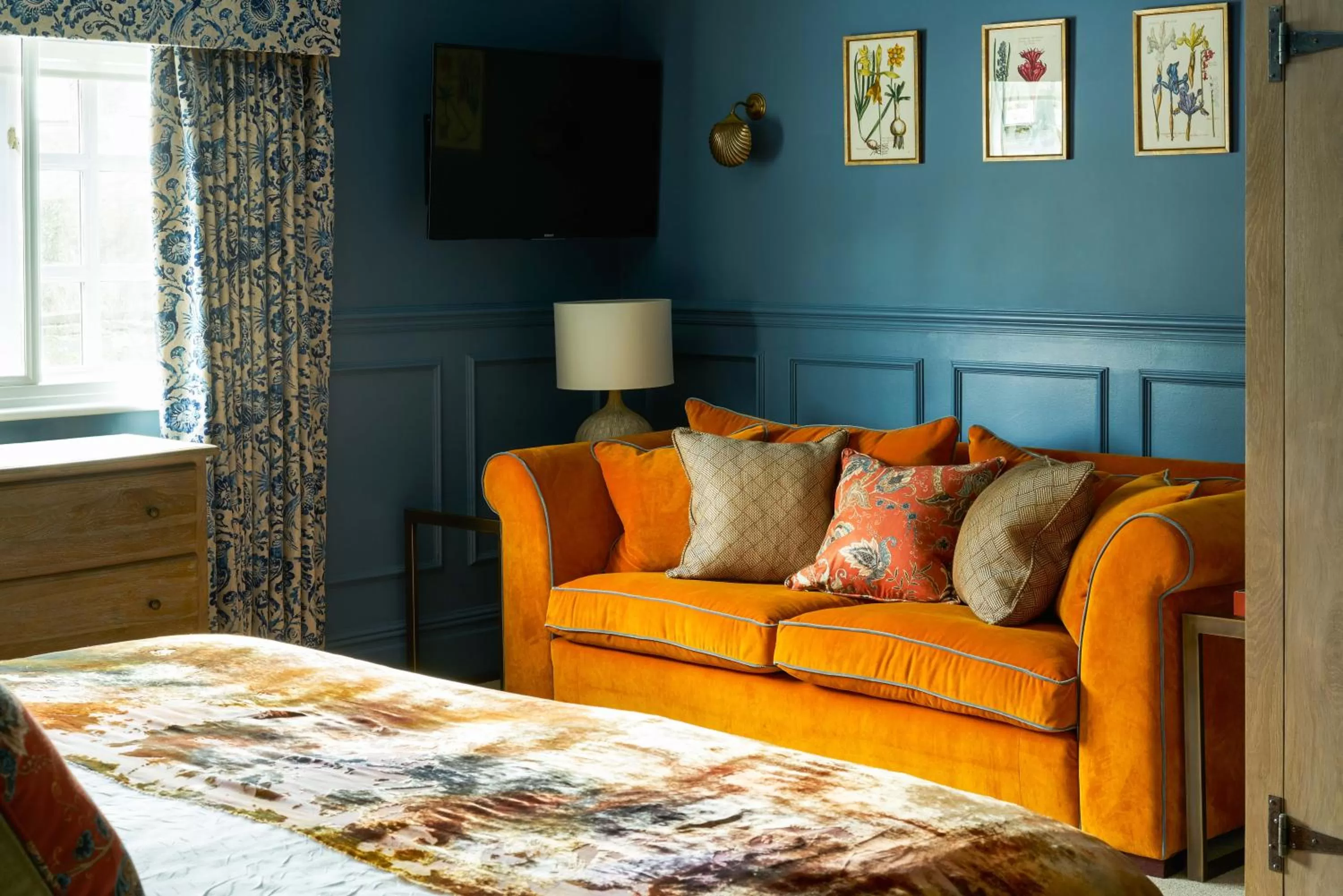 Bed in The Angel Inn, Petworth