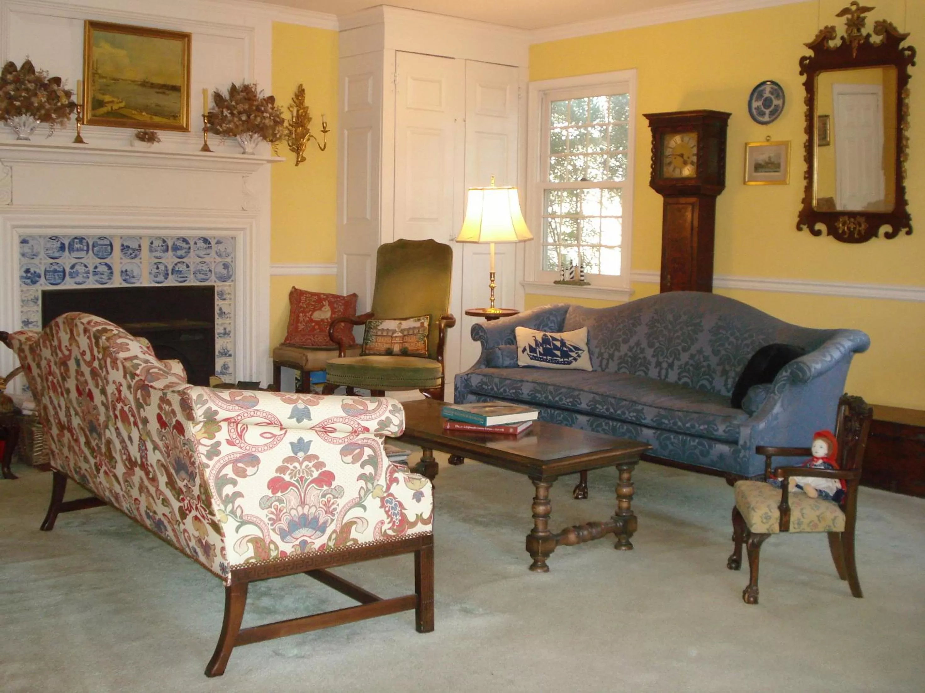 Living room in Newport House Bed & Breakfast
