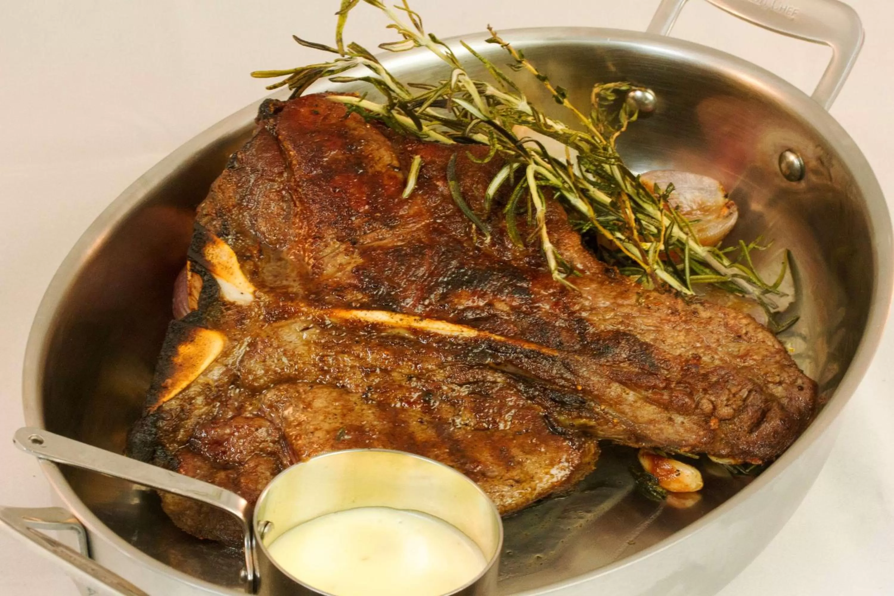 Restaurant/places to eat in Hilton Harrisburg near Hershey Park