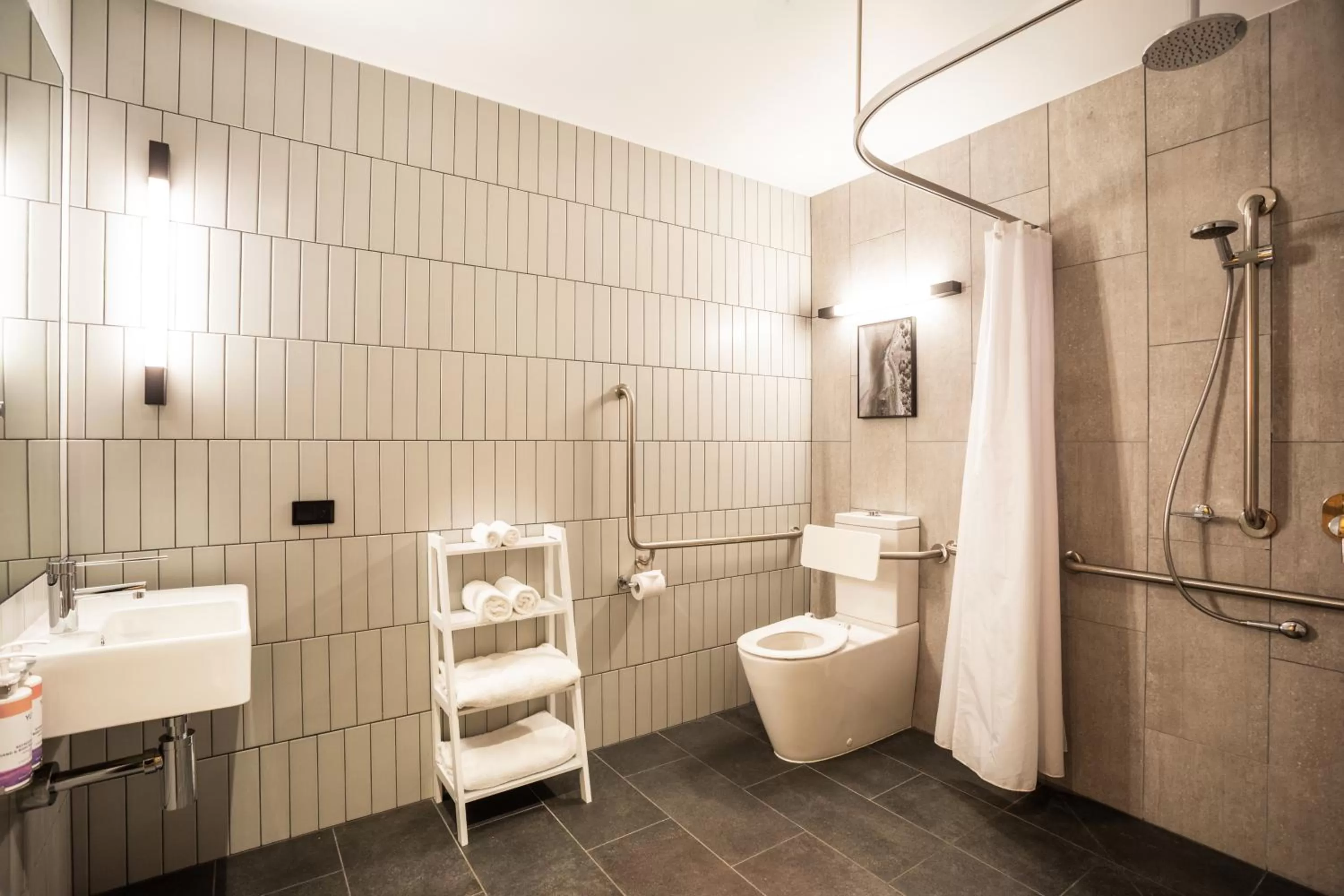 Toilet in Mövenpick Hotel Hobart