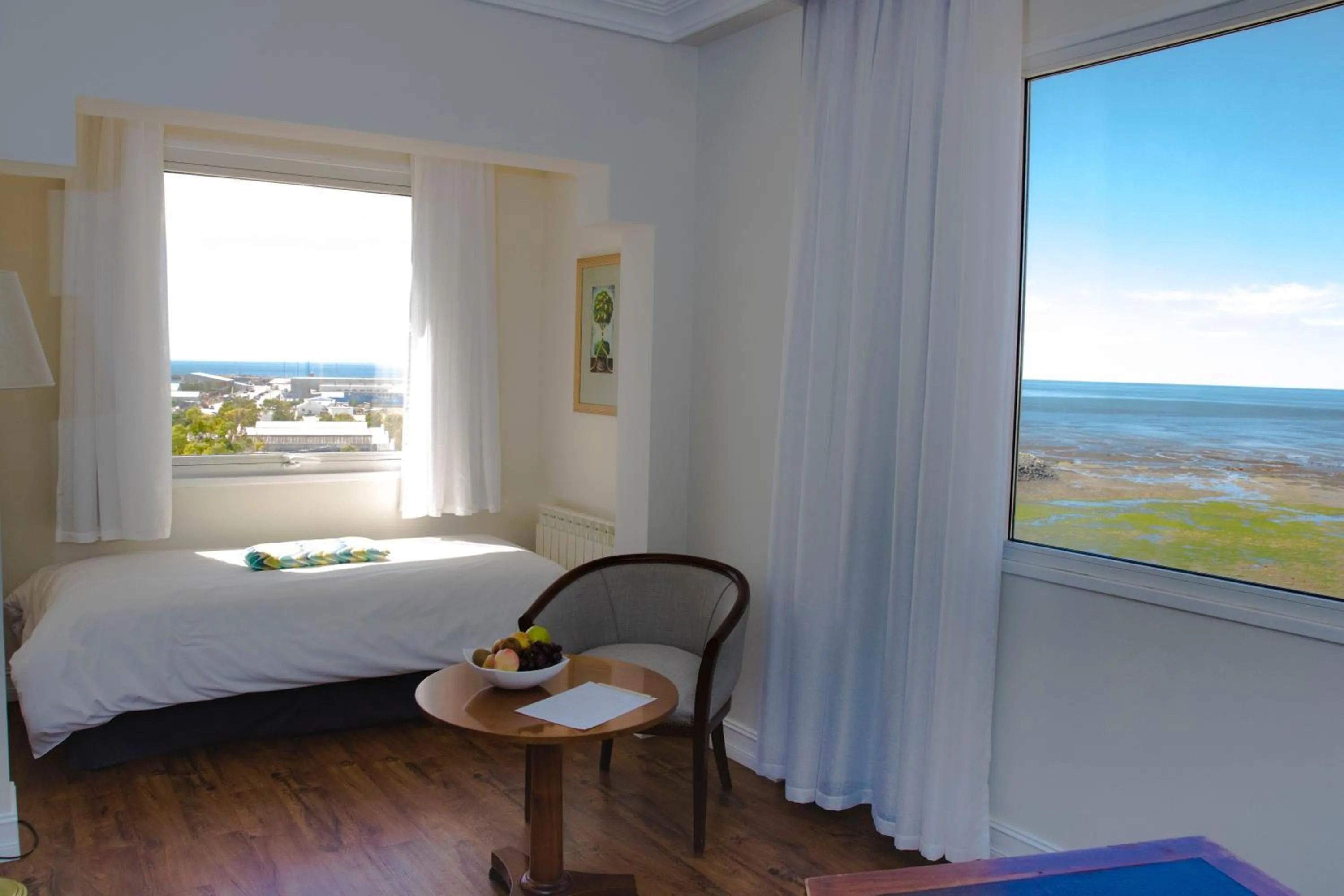 Sea view, Bed in Lucania Palazzo Hotel