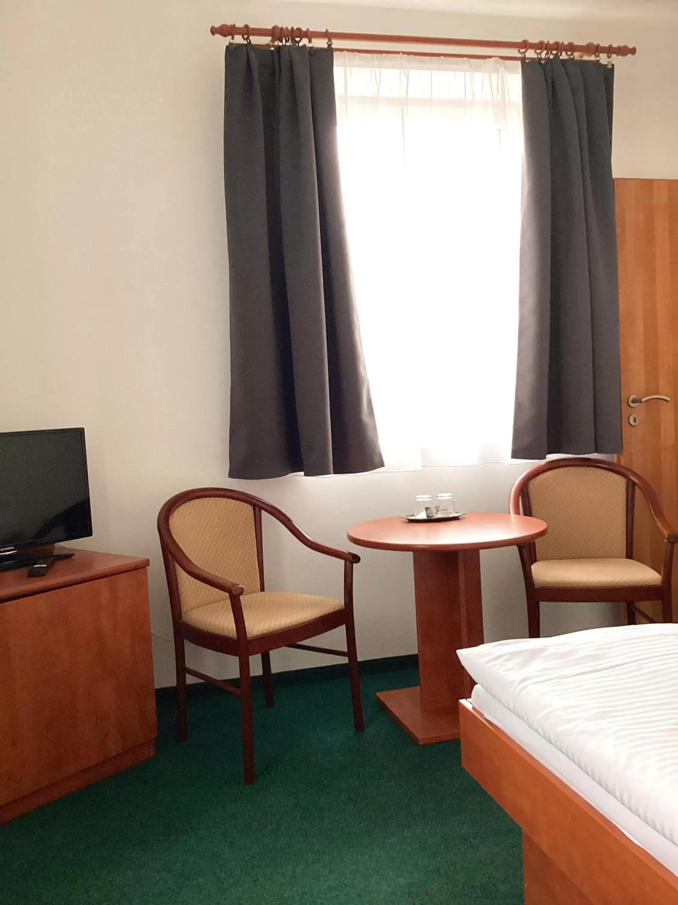 Bed in Hotel Karolina