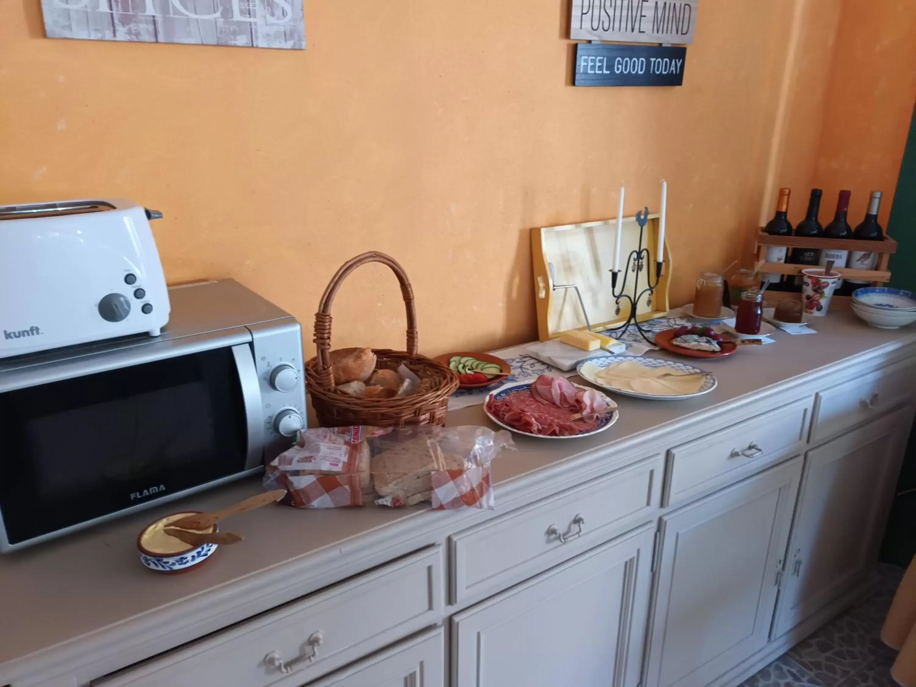 Food and drinks, Kitchen/Kitchenette in B&B Quinta da Romãzeira