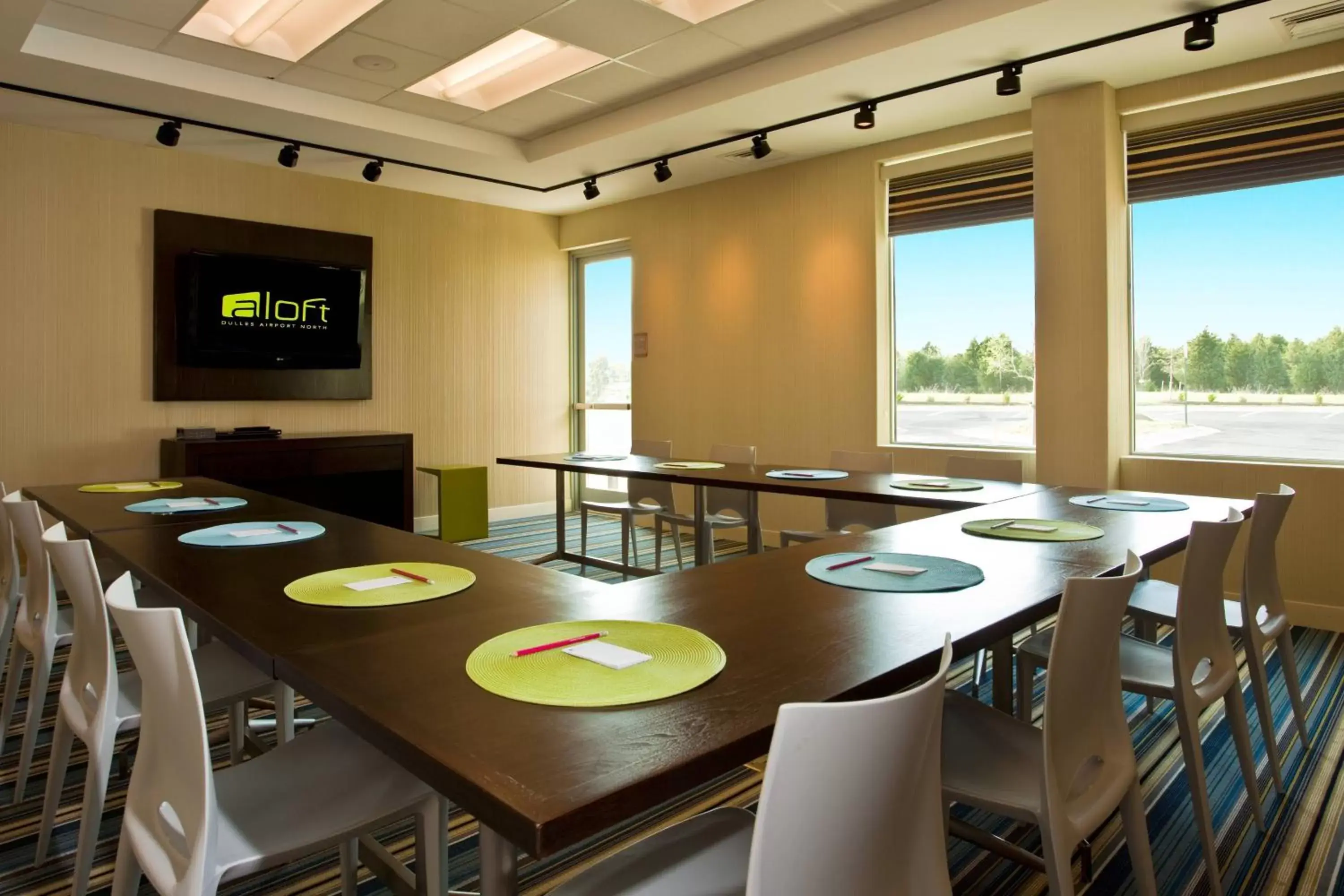 Meeting/conference room in Aloft Dulles Airport North