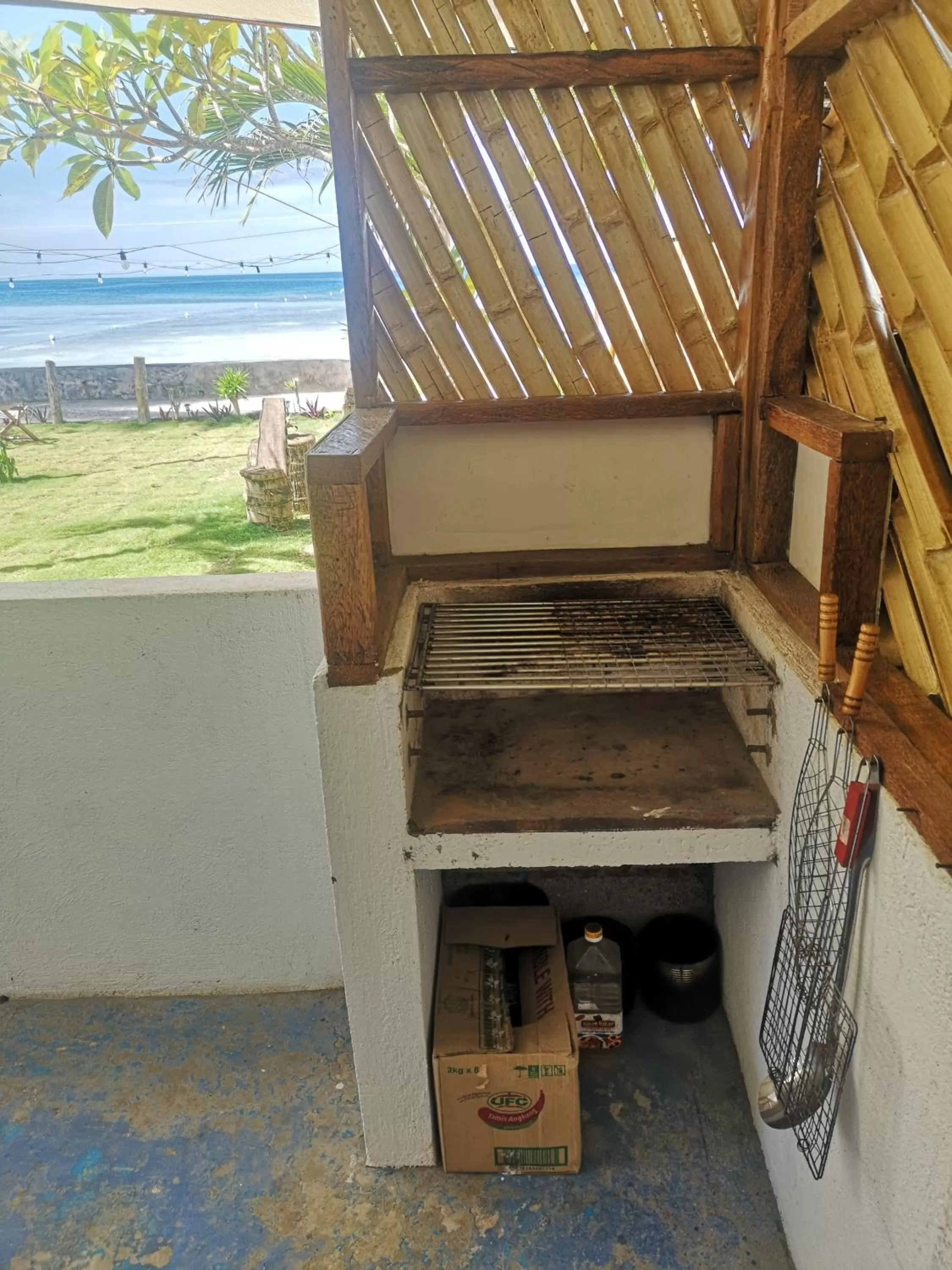 BBQ Facilities in Room-Cola Inn