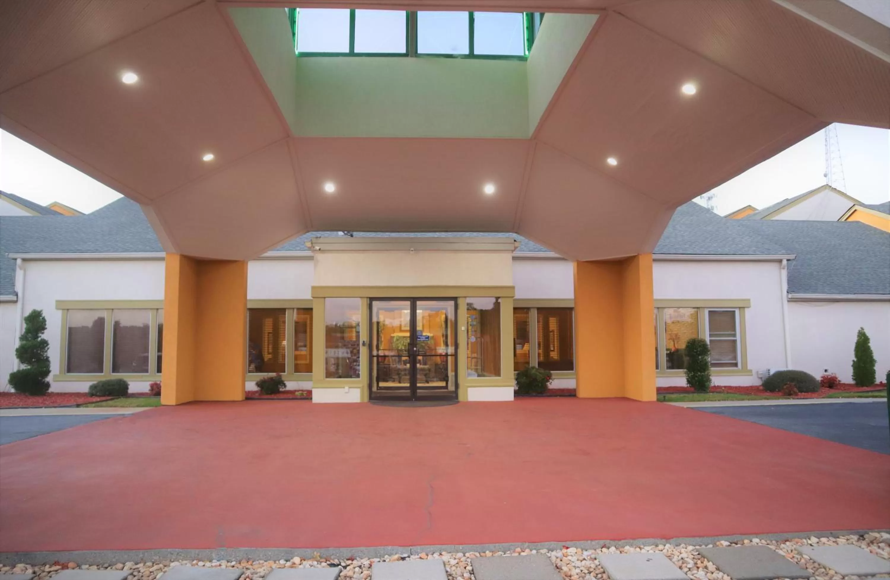 Property building in Baymont by Wyndham Norcross Atlanta