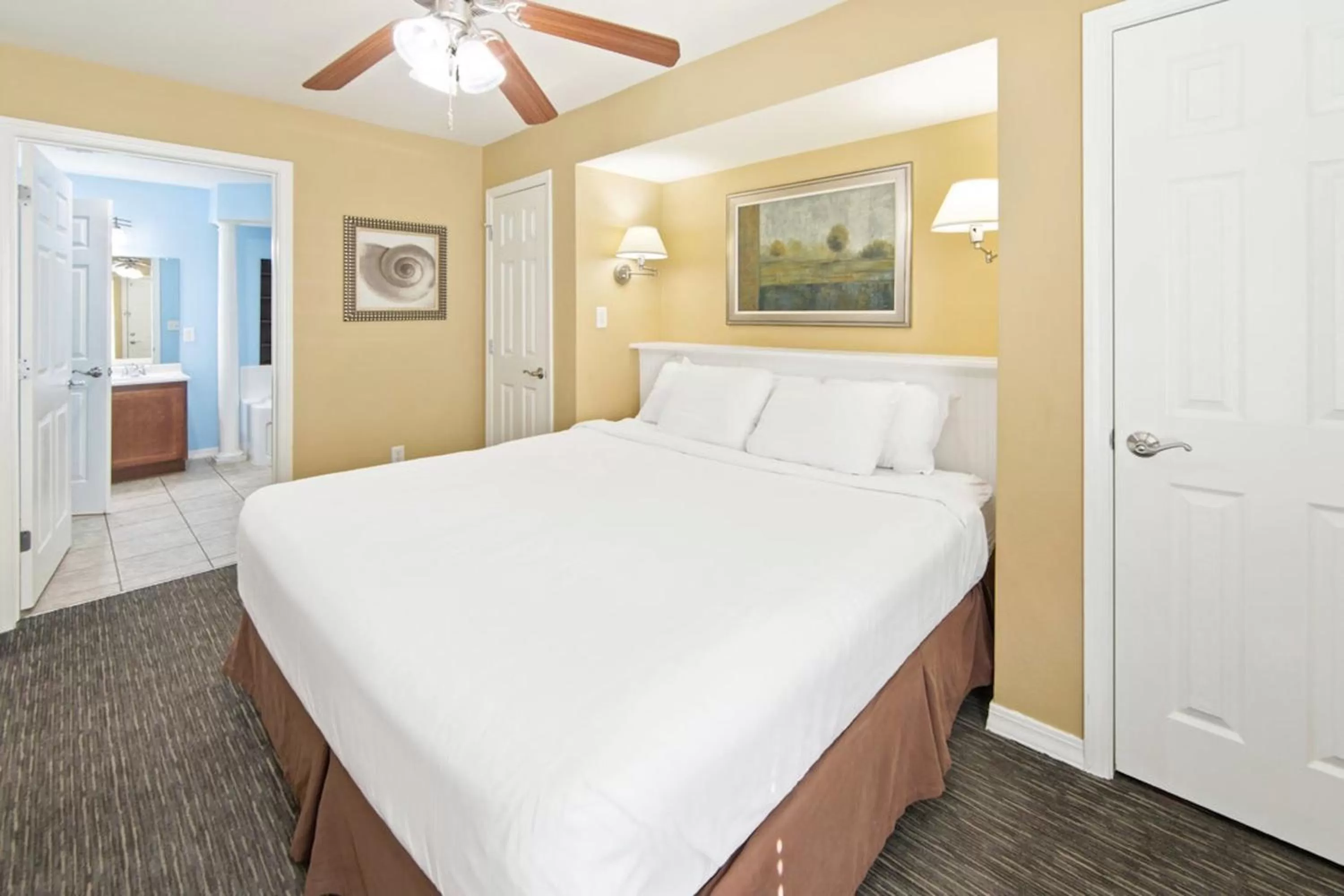 Photo of the whole room in Holiday Inn Club Vacations Hill Country Resort at Canyon Lake