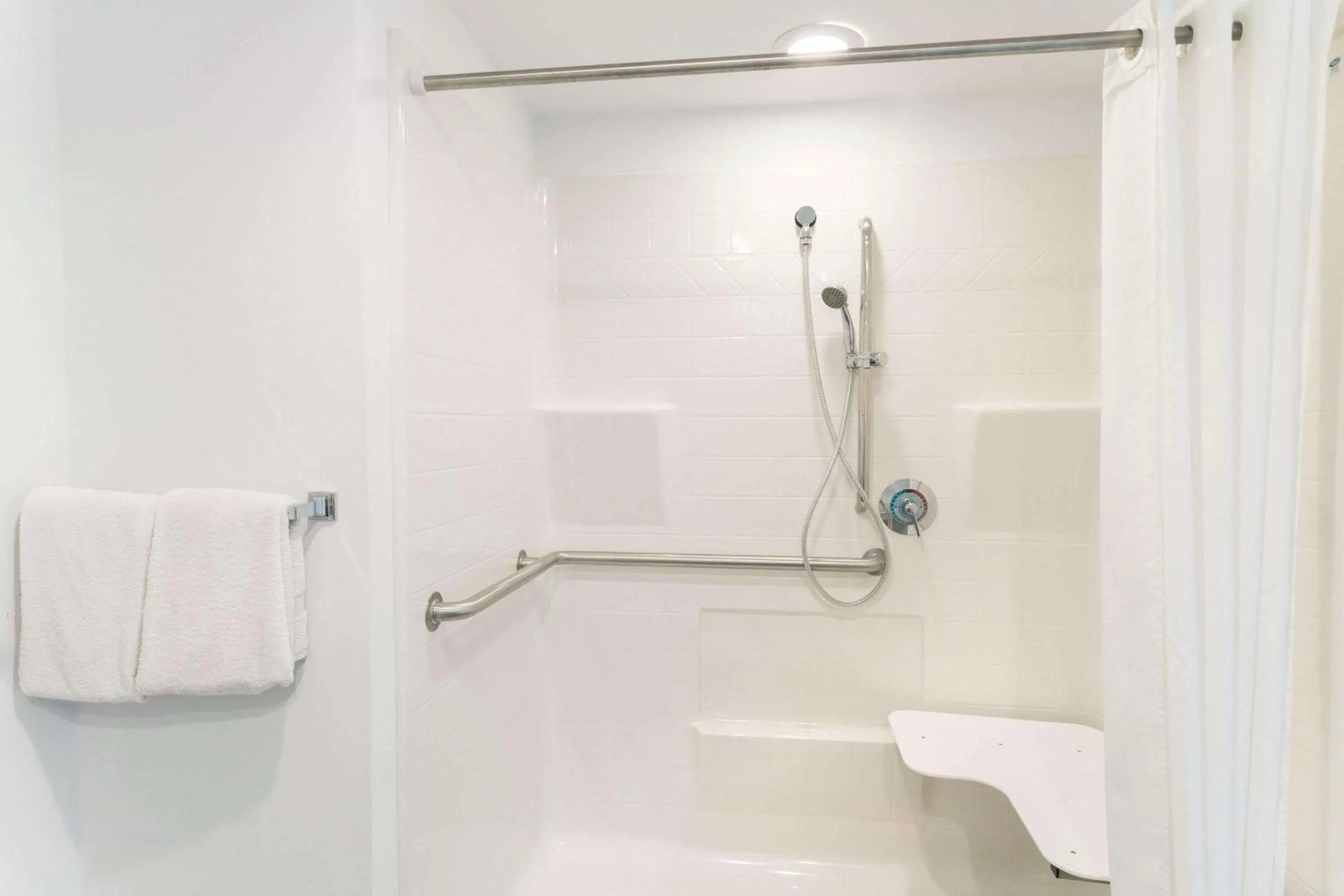 Bathroom in Super 8 by Wyndham Riviera Beach West Palm Beach