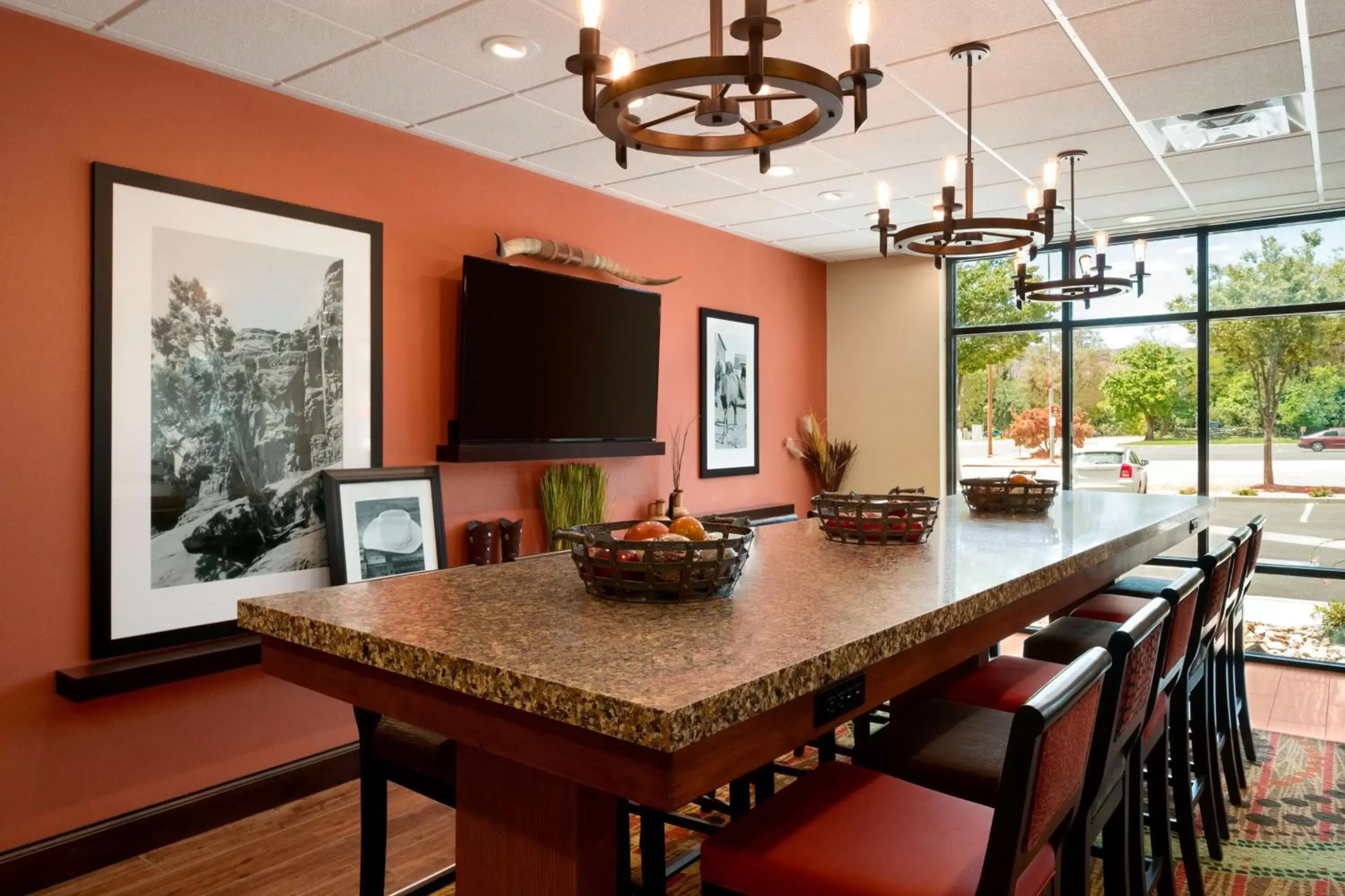 Restaurant/places to eat in Hampton Inn Kanab Restaurant/places to eat in Hampton Inn Kanab