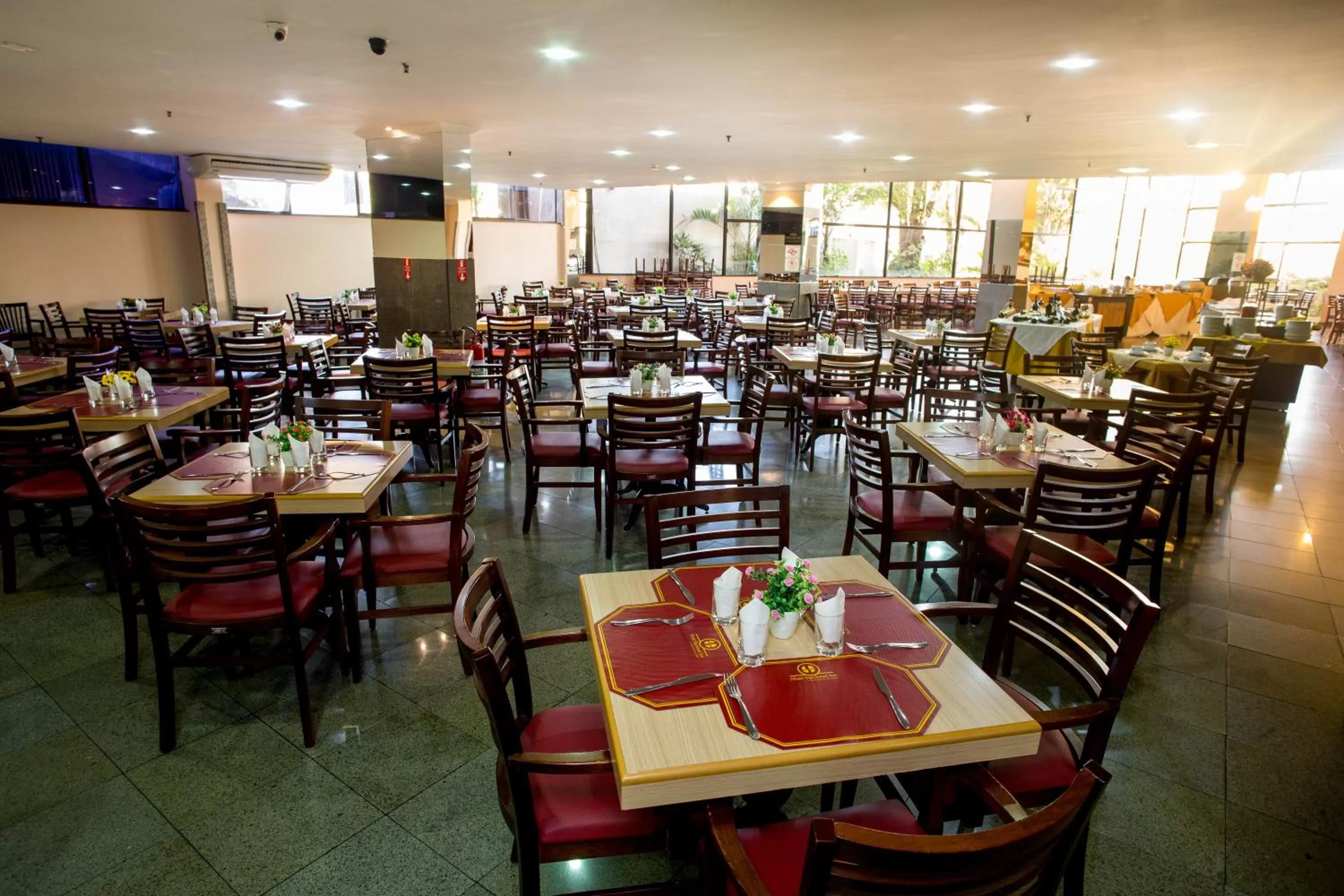 Restaurant/places to eat in Hotel Nacional Inn Campinas Trevo