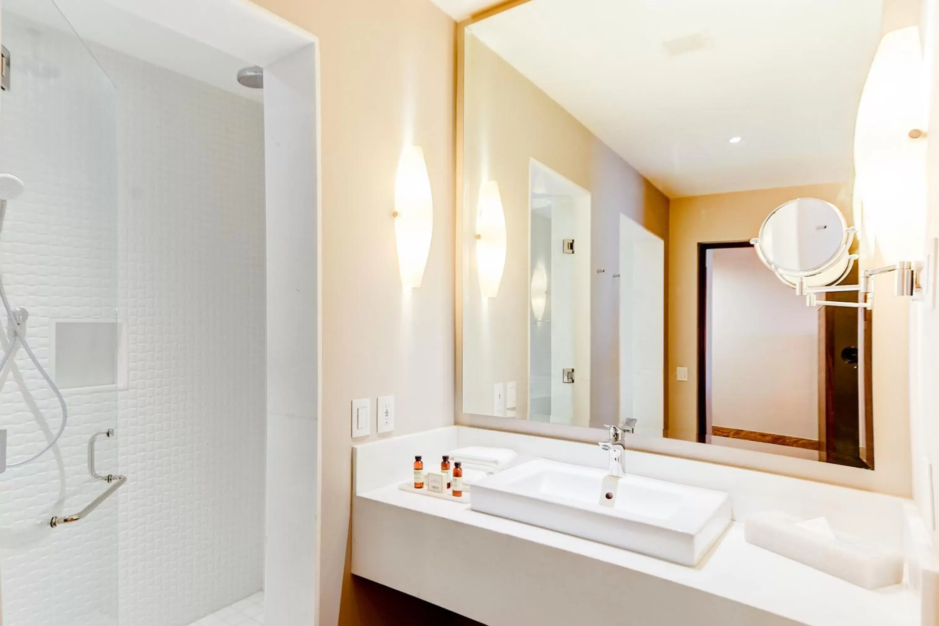 Shower, Bathroom in Pueblo Bonito Pacifica Golf & Spa Resort - All Inclusive - Adults Only