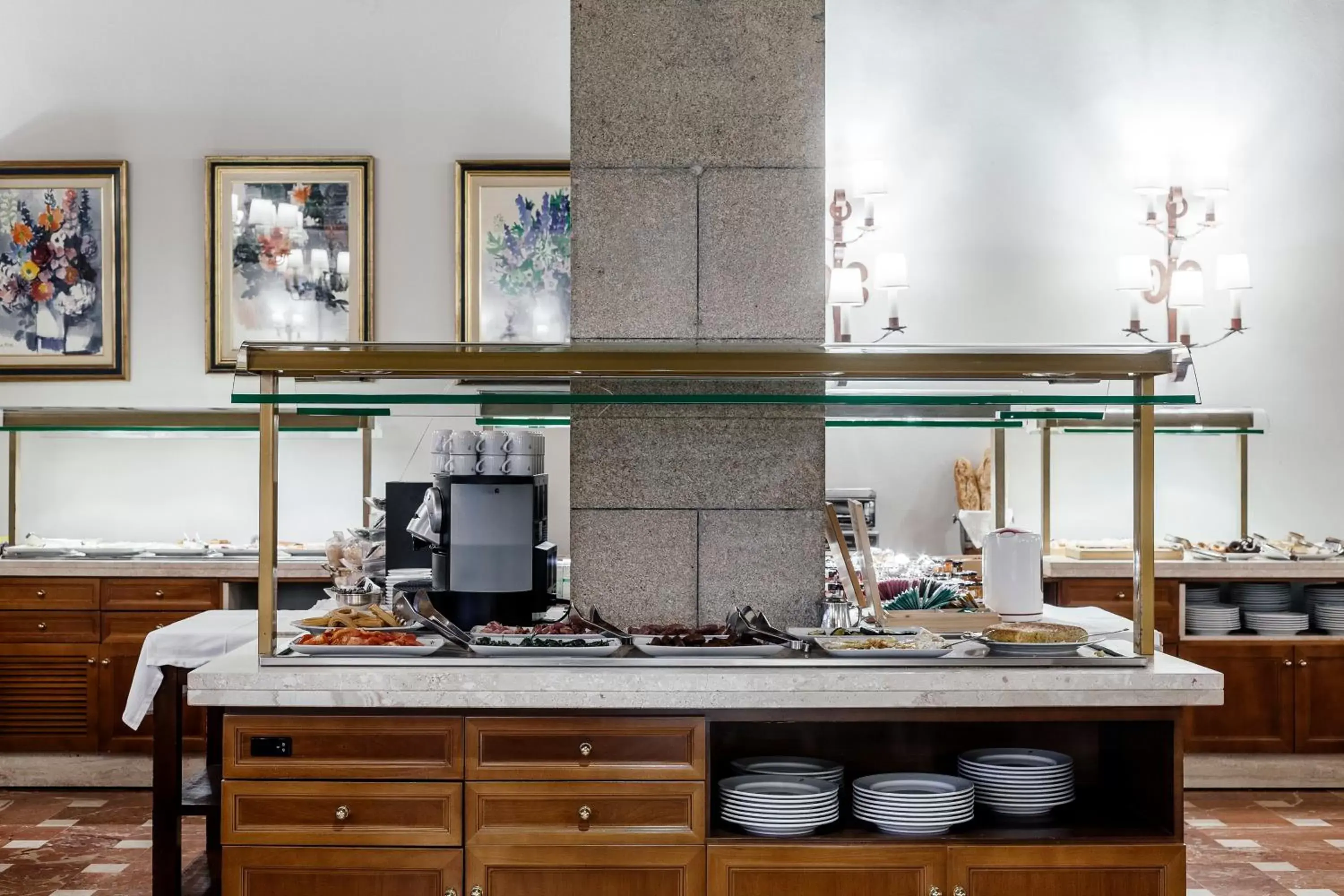 Buffet breakfast in Parador de Baiona Buffet breakfast in Parador de Baiona