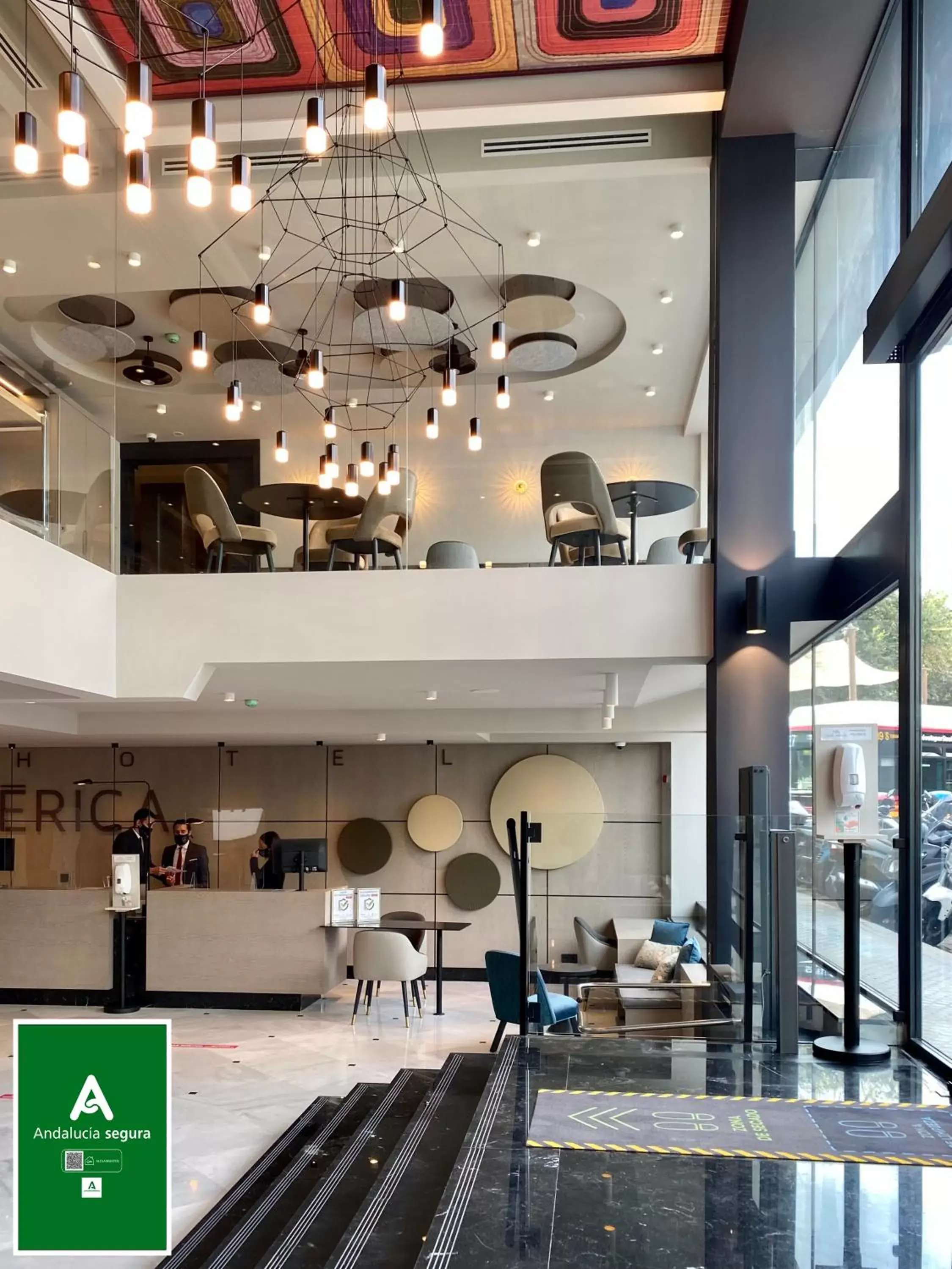 Lobby or reception in Hotel América Sevilla Lobby or reception in Hotel América Sevilla