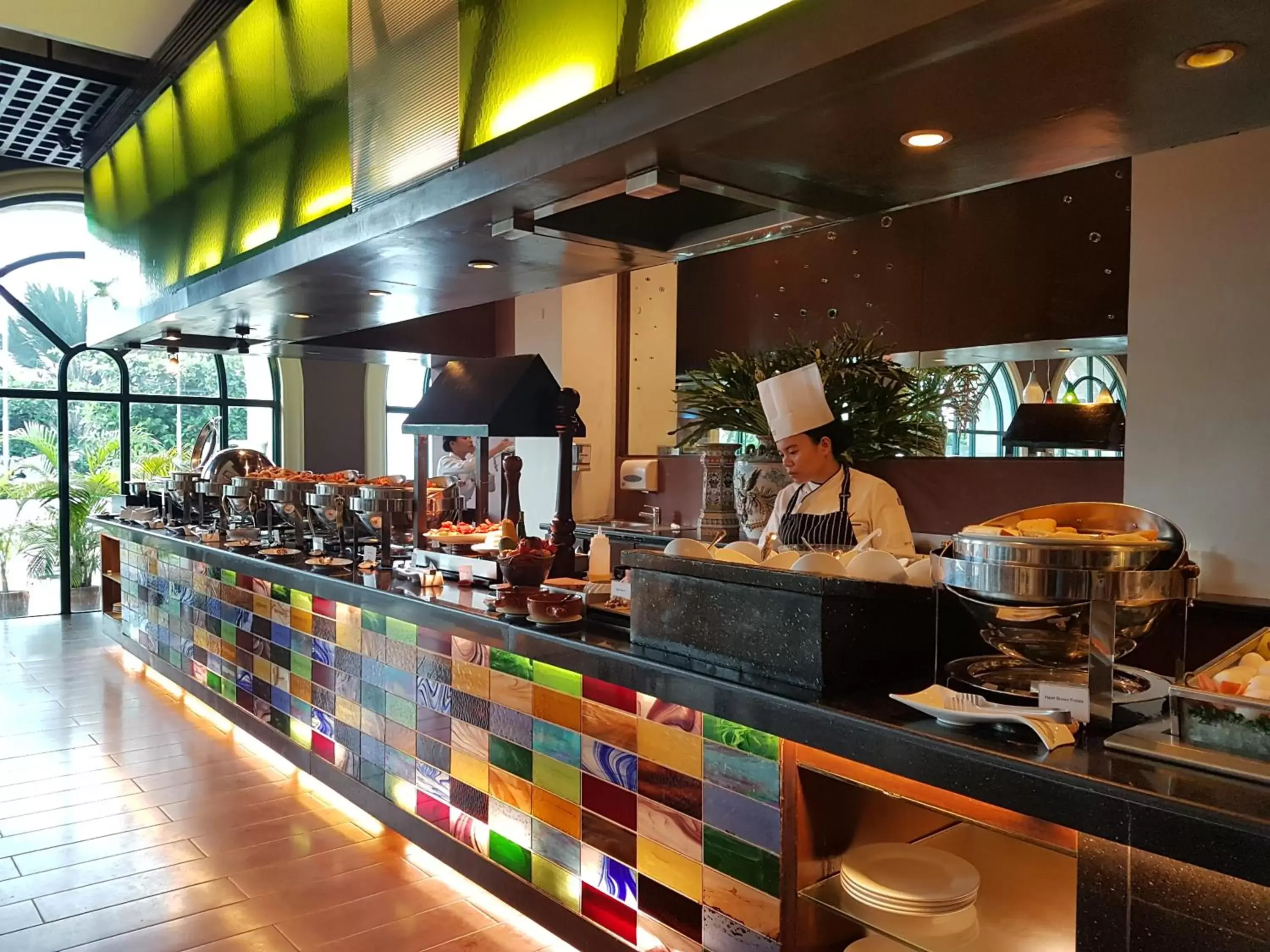 Restaurant/places to eat in Waterfront Airport Hotel and Casino Restaurant/places to eat in Waterfront Airport Hotel and Casino