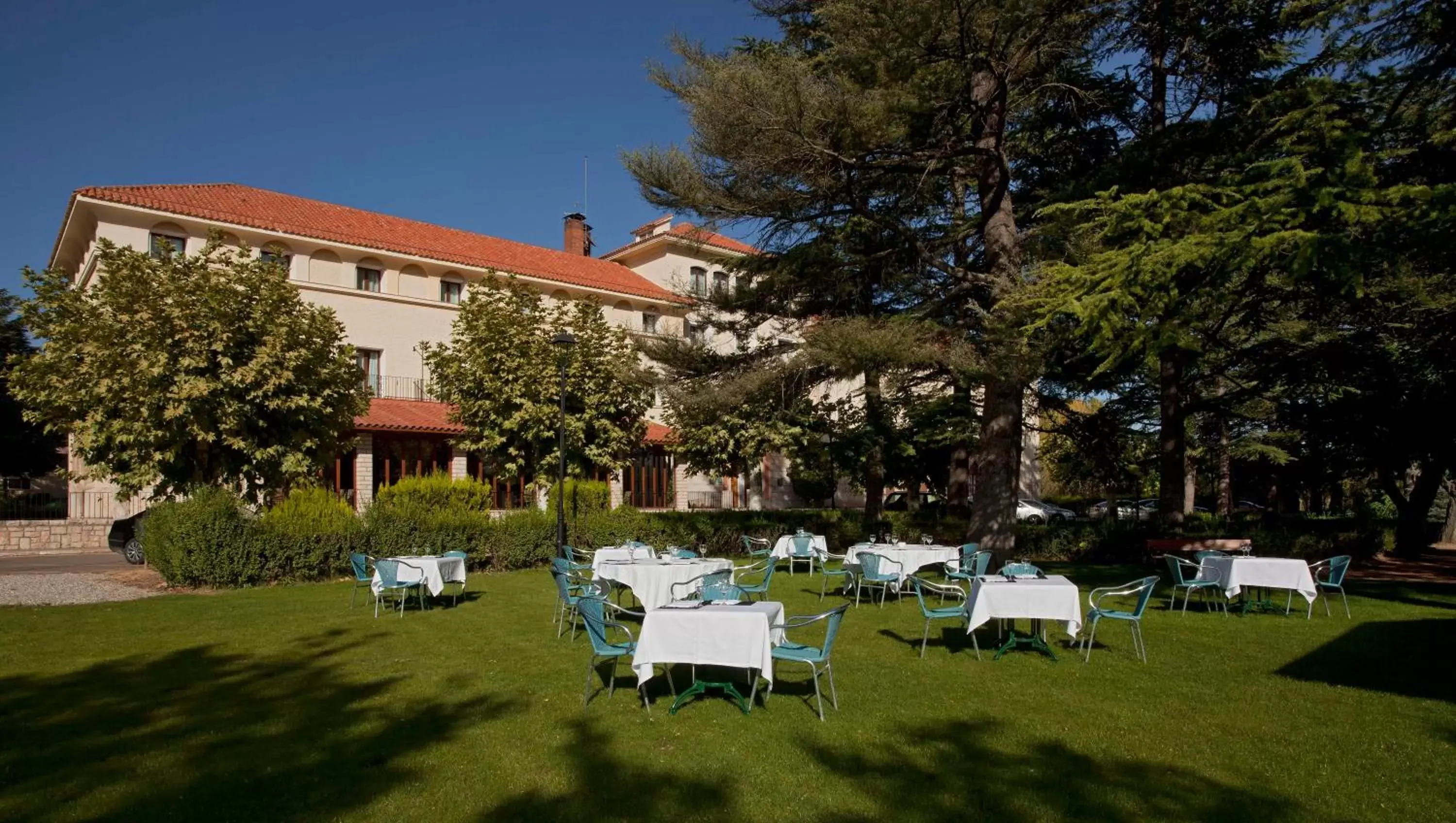 Garden, Property Building in Parador de Teruel