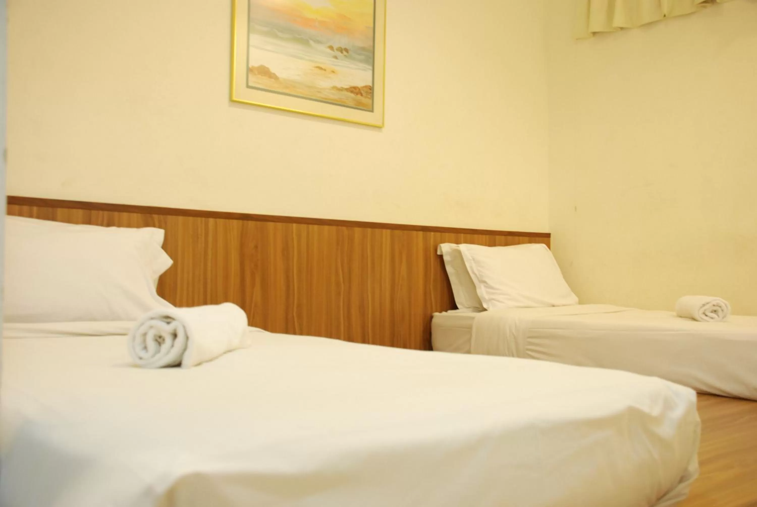 Bedroom, Bed in Promenade Service Apartment