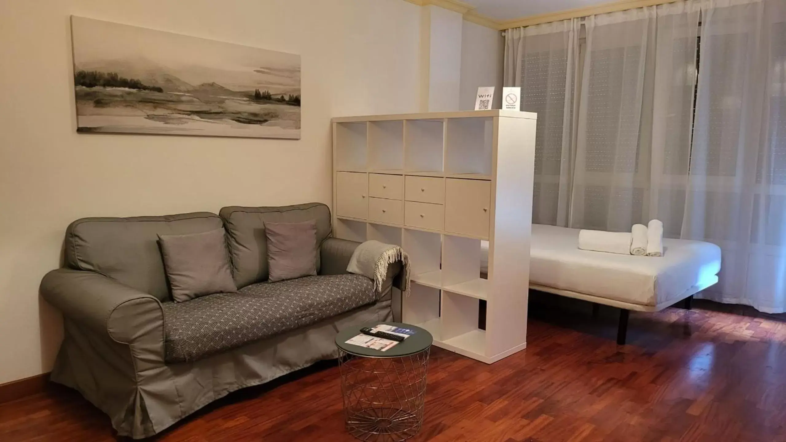 Living room, Seating Area in Cies Suitel Lopez de Neira 28