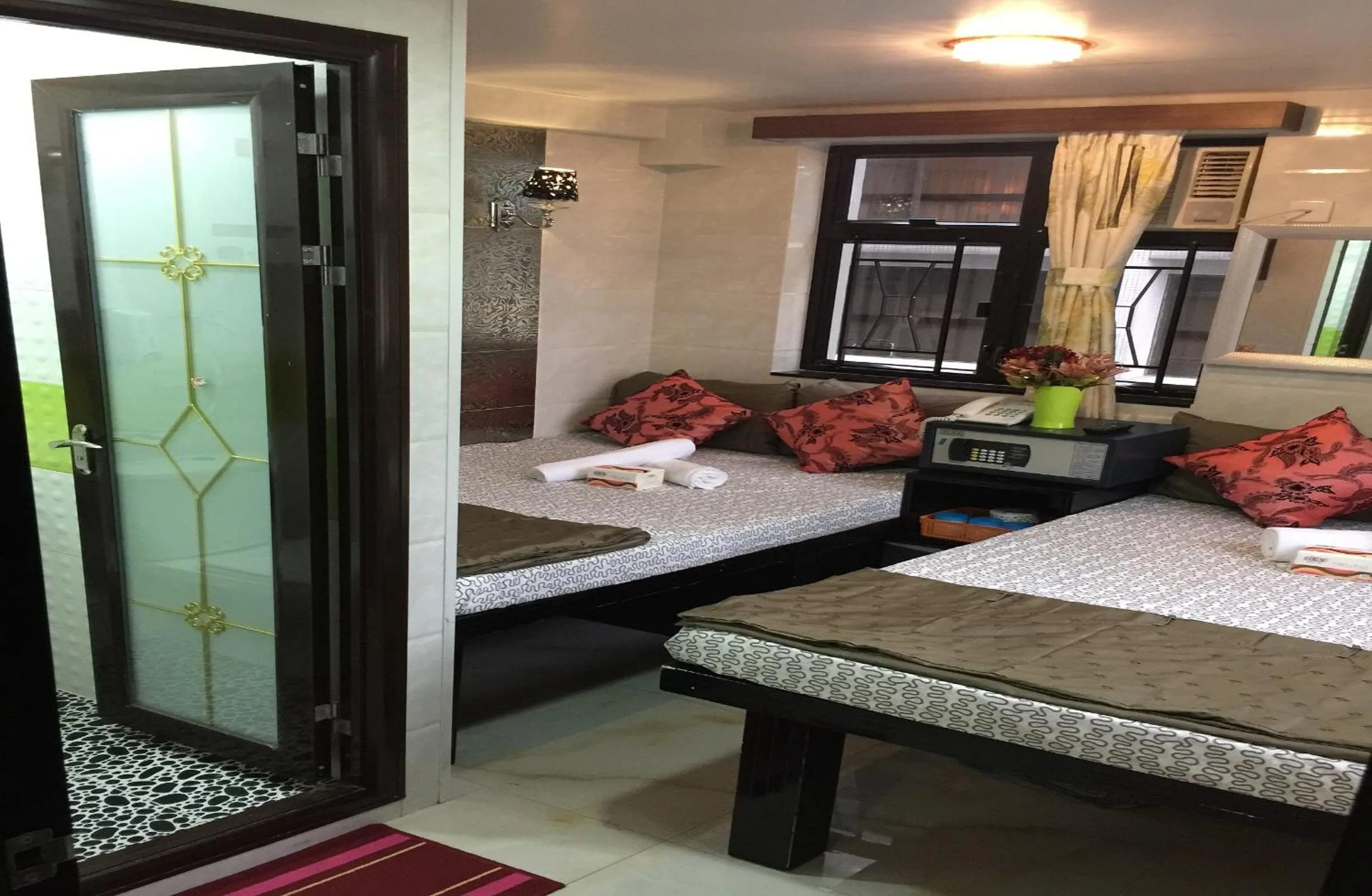 Decorative detail, Bed in Skyview Hostel