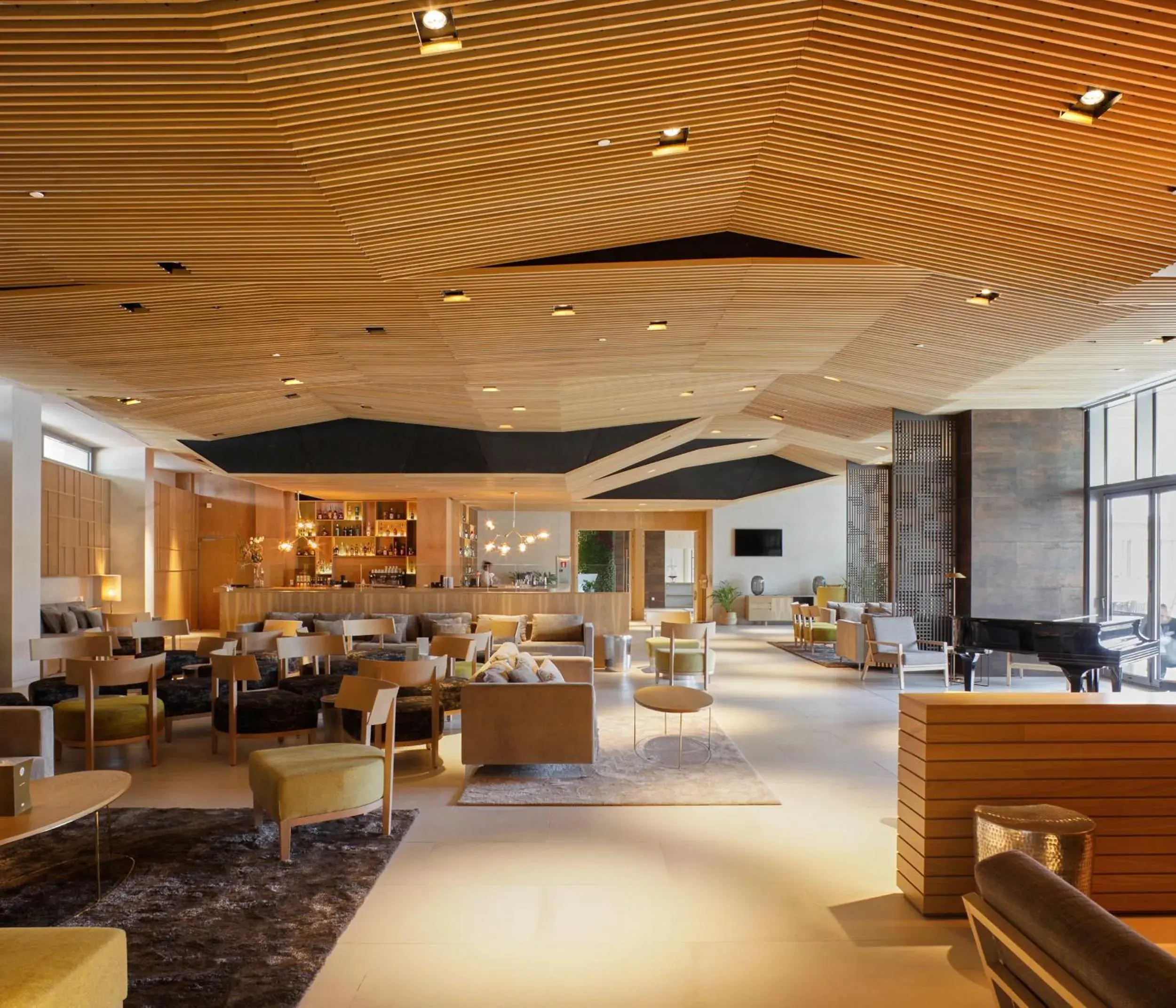 Lounge or bar, Restaurant/Places to Eat in Iberostar Selection Llaut Palma- Adults Only