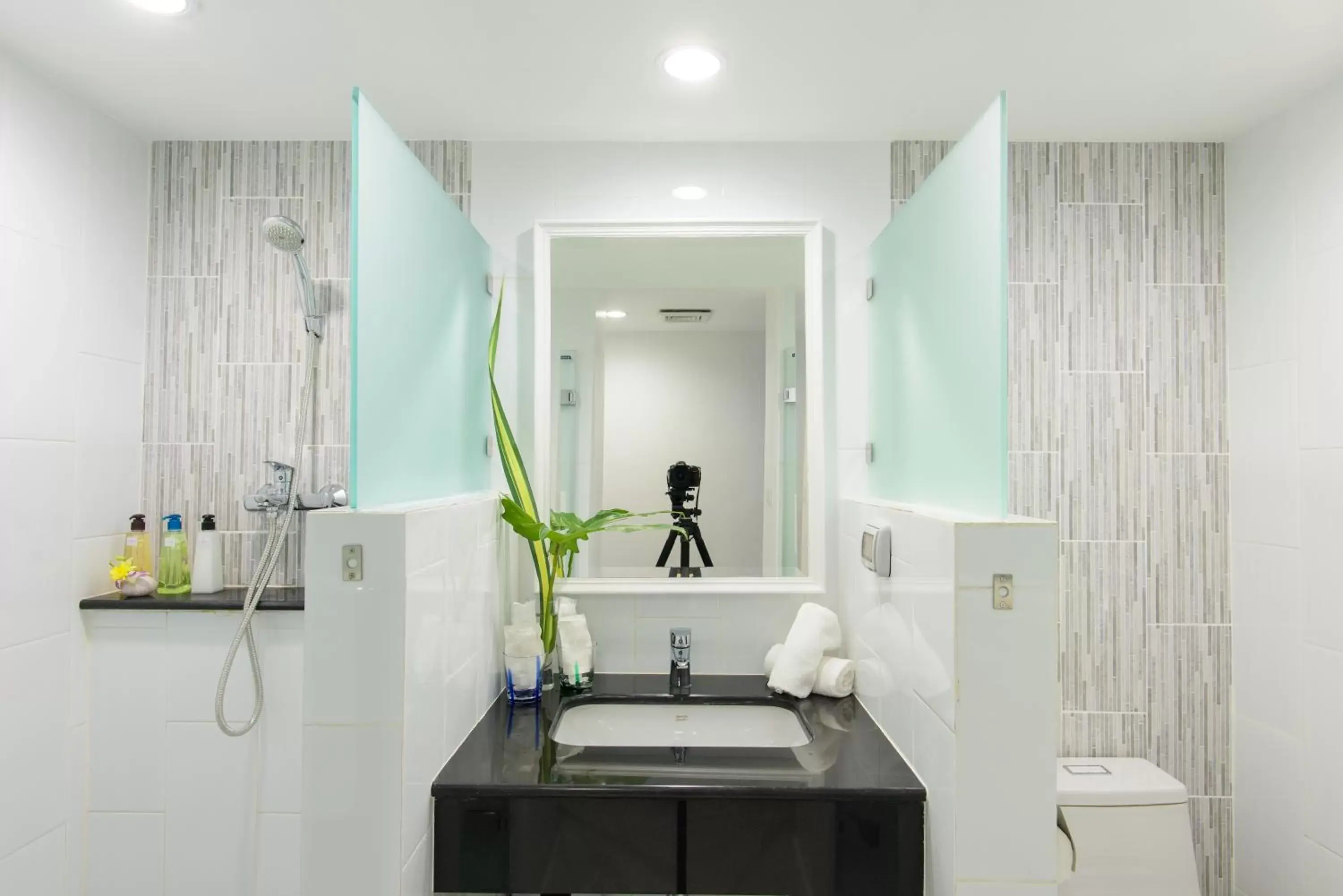 Bathroom in Sabai Sathorn Service Apartment