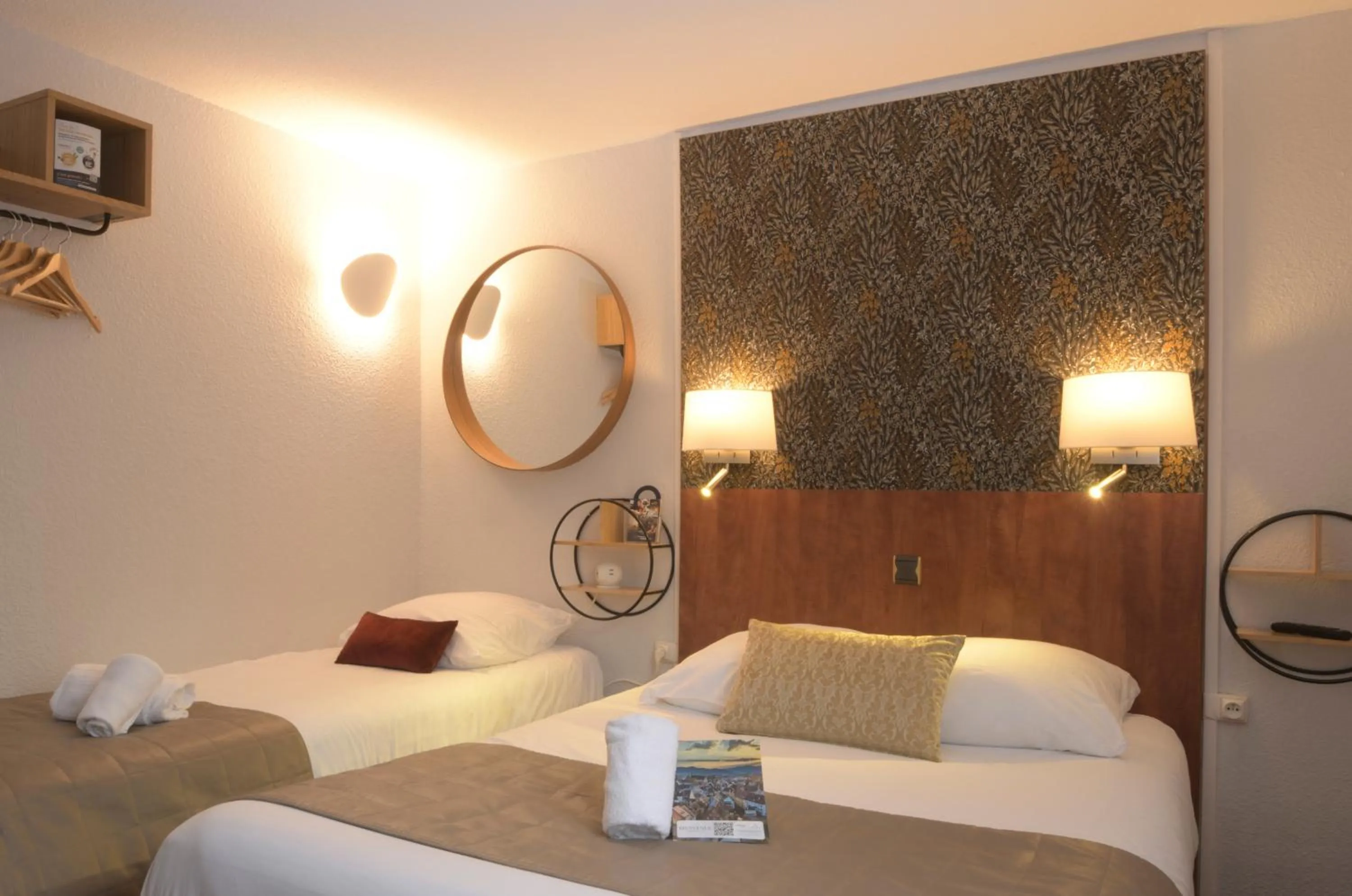 Bedroom, Bed in Hotel Arc-En-Ciel Colmar Contact Hotel