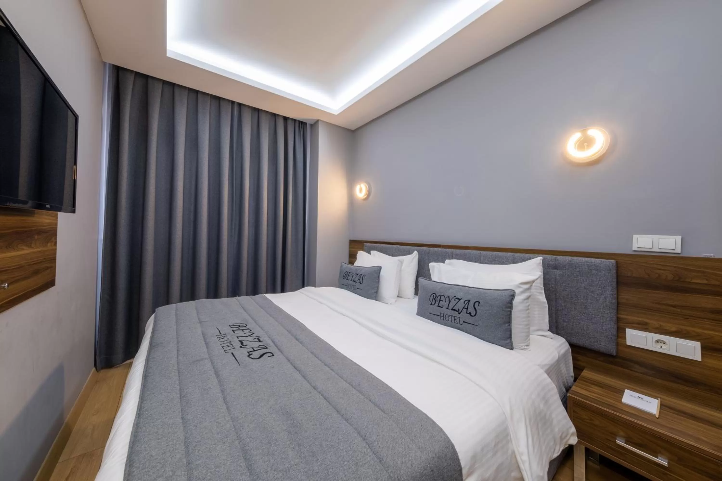 Bed in Beyzas Hotels & Suites