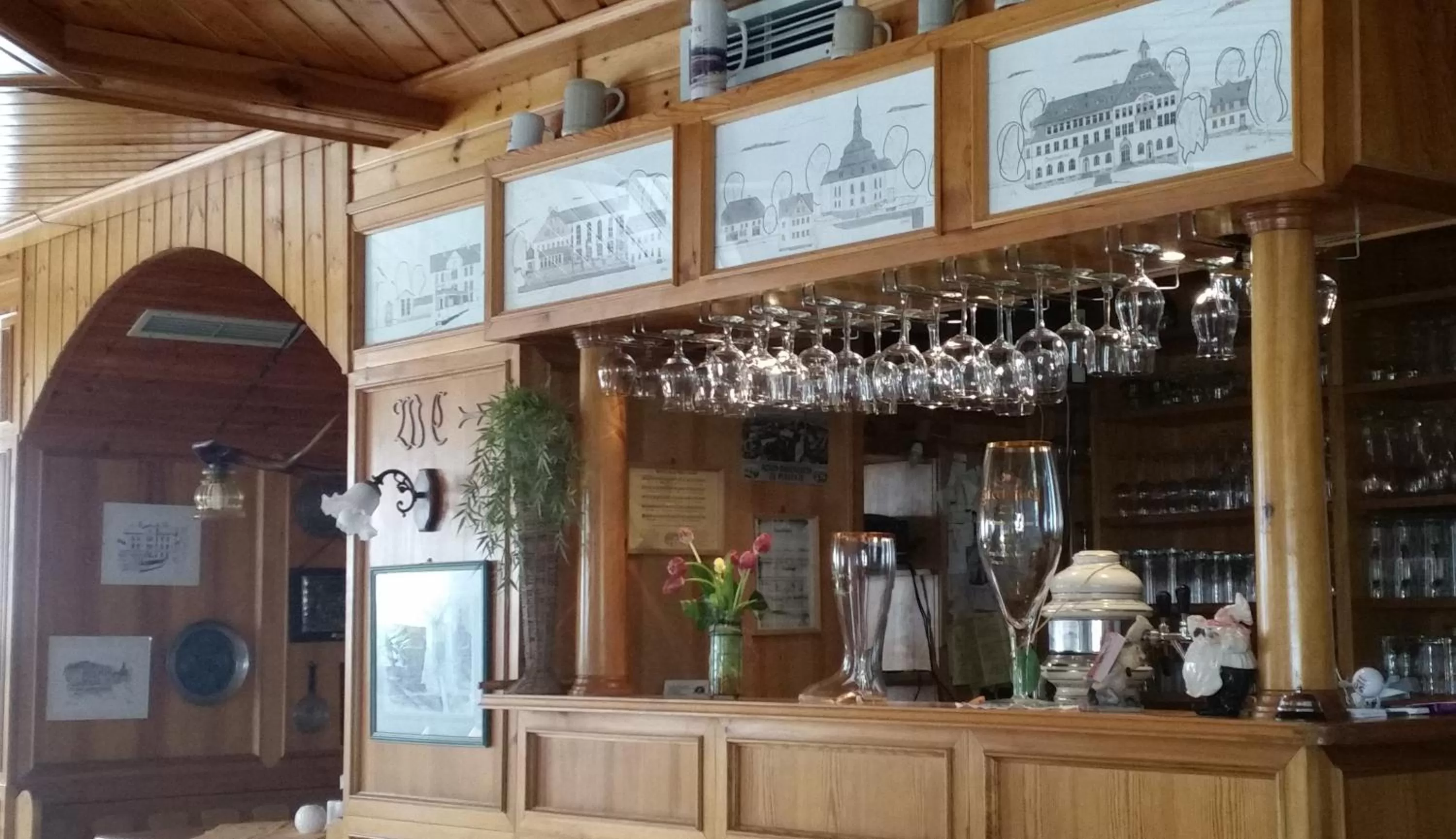 Restaurant/places to eat in Gasthof zum Döhlerwald