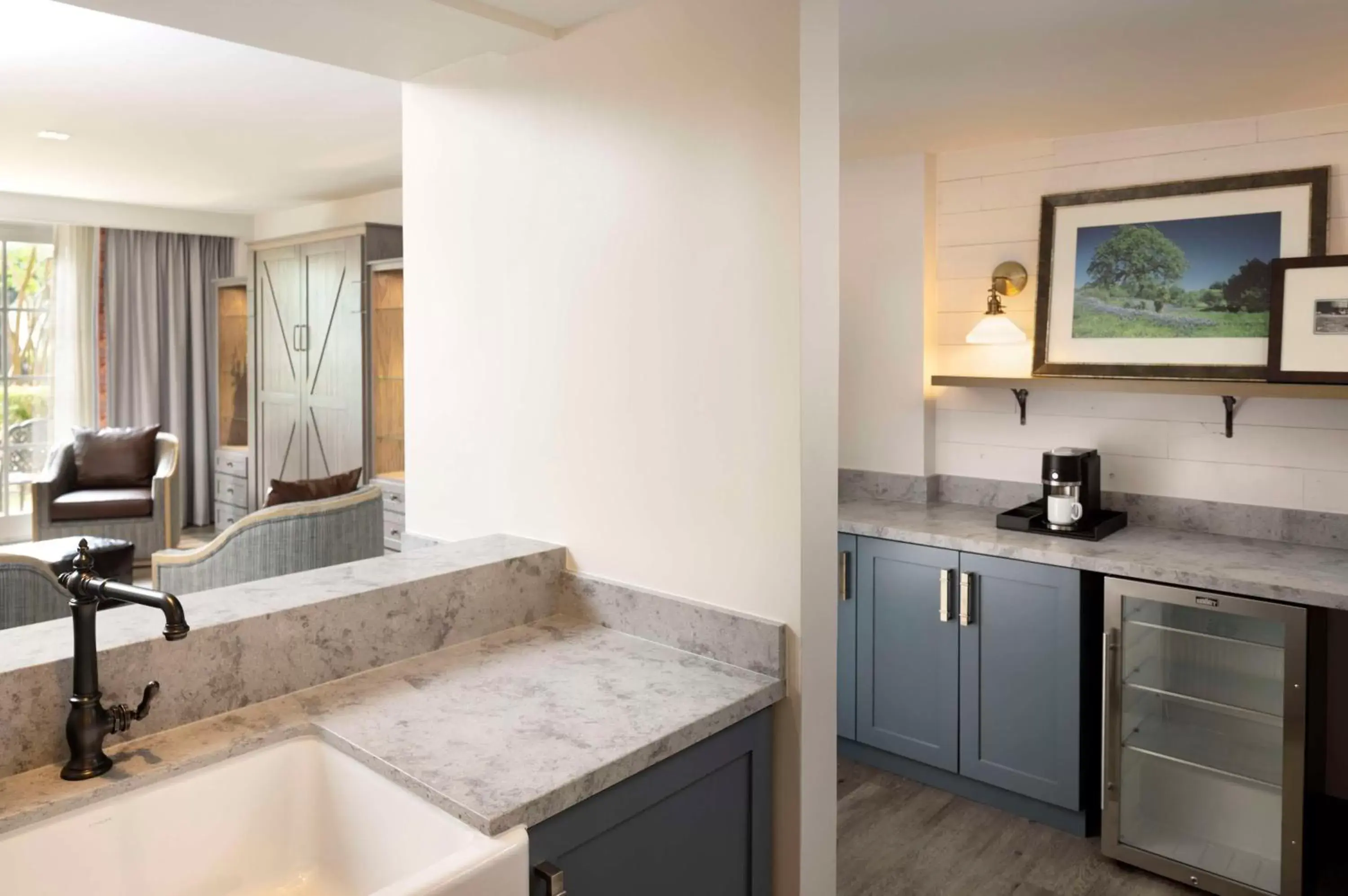 Photo of the whole room, Bathroom in Hyatt Regency Hill Country Resort & Spa