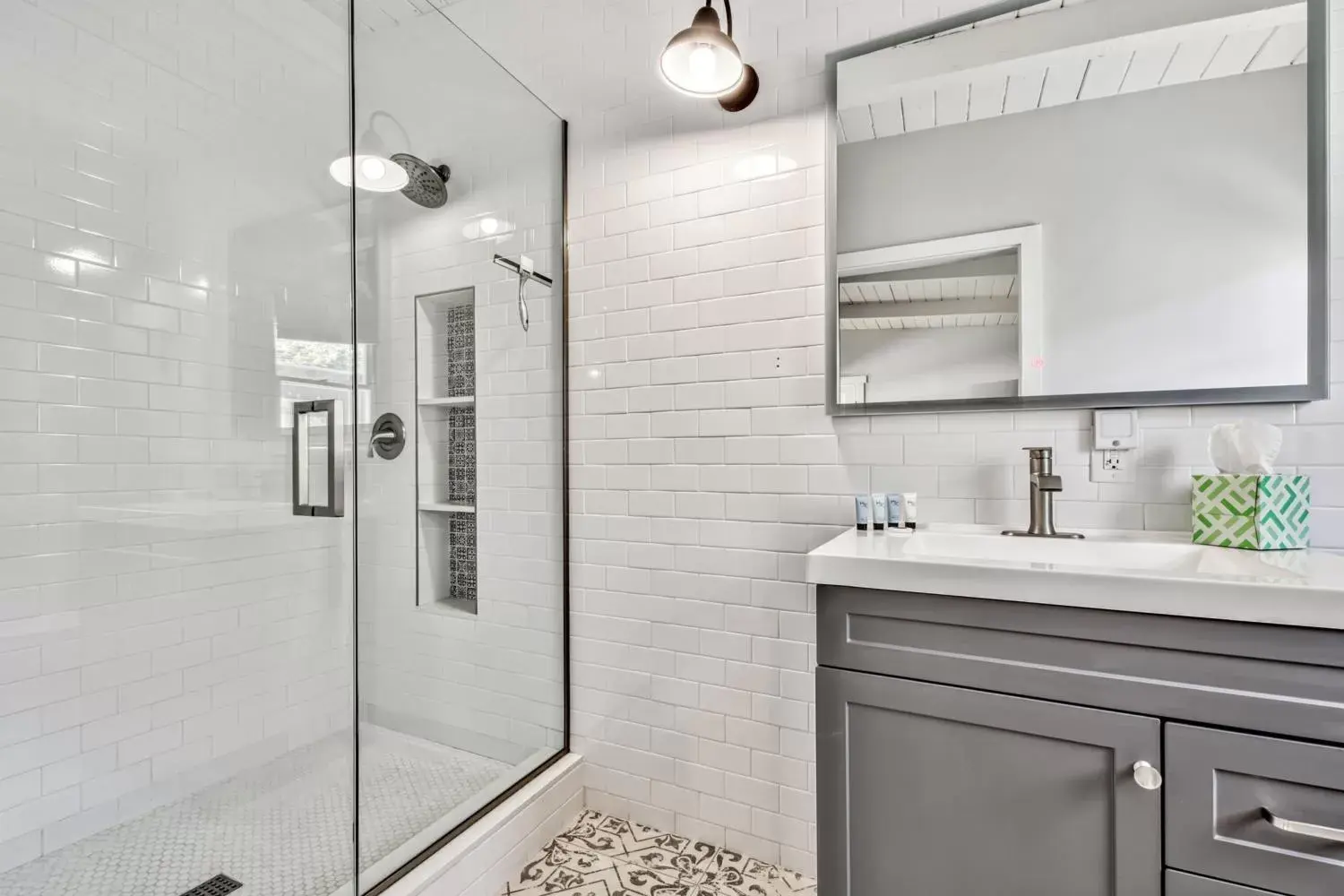 Bathroom in The Historic West Walker Motel