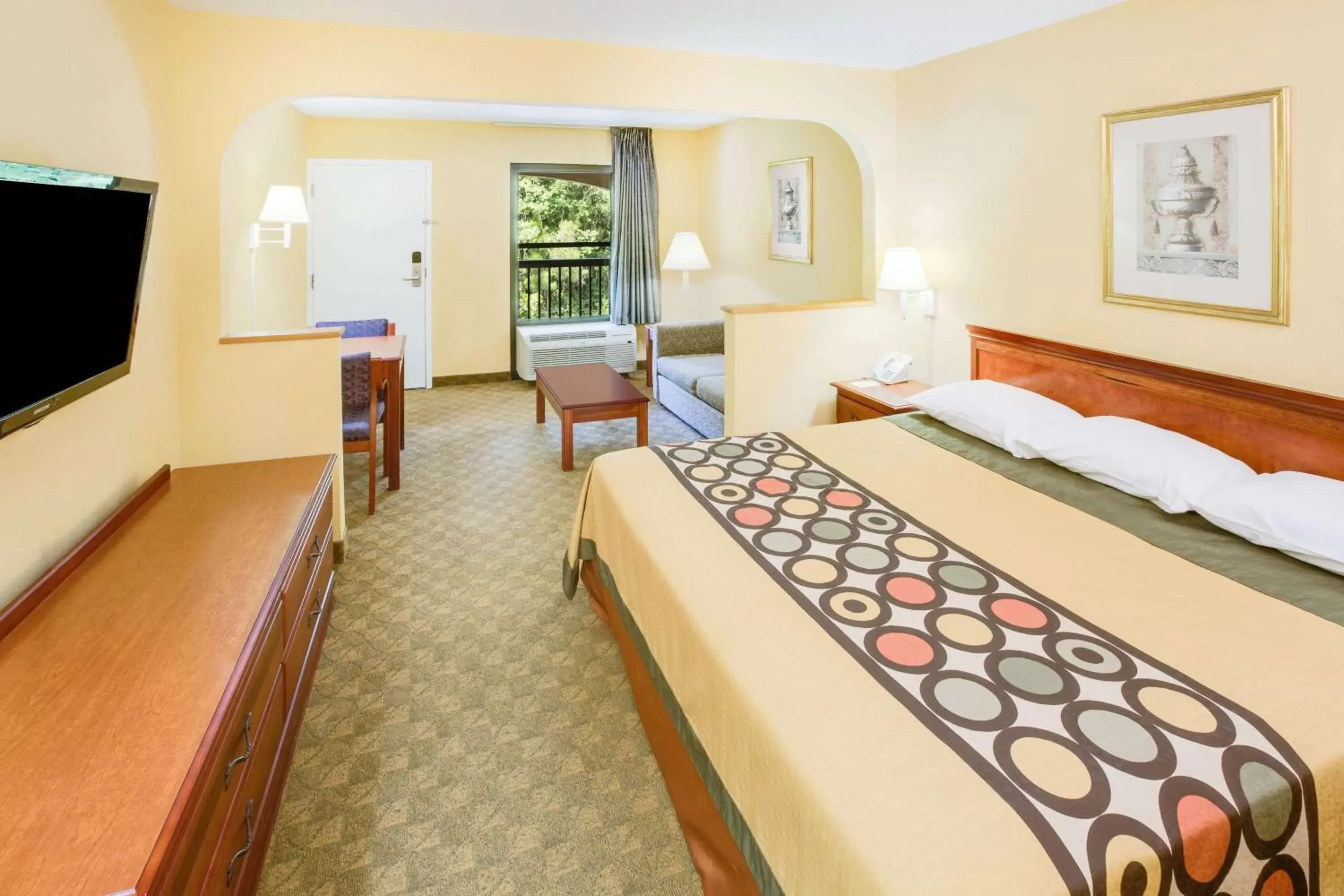 Photo of the whole room, Bed in Super 8 by Wyndham Diberville Biloxi Area Photo of the whole room, Bed in Super 8 by Wyndham Diberville Biloxi Area