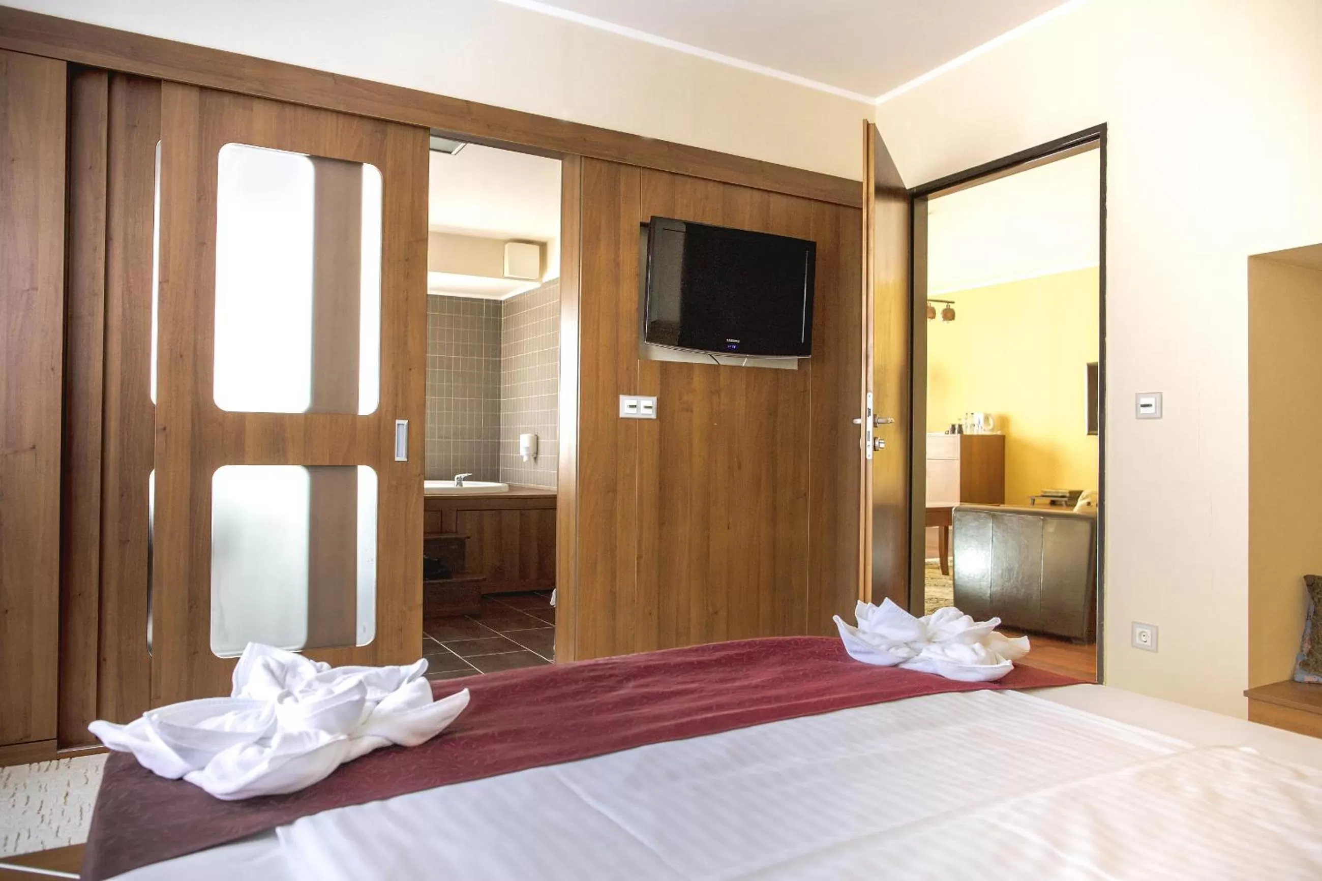 Bedroom, Bed in Caramell Premium Resort