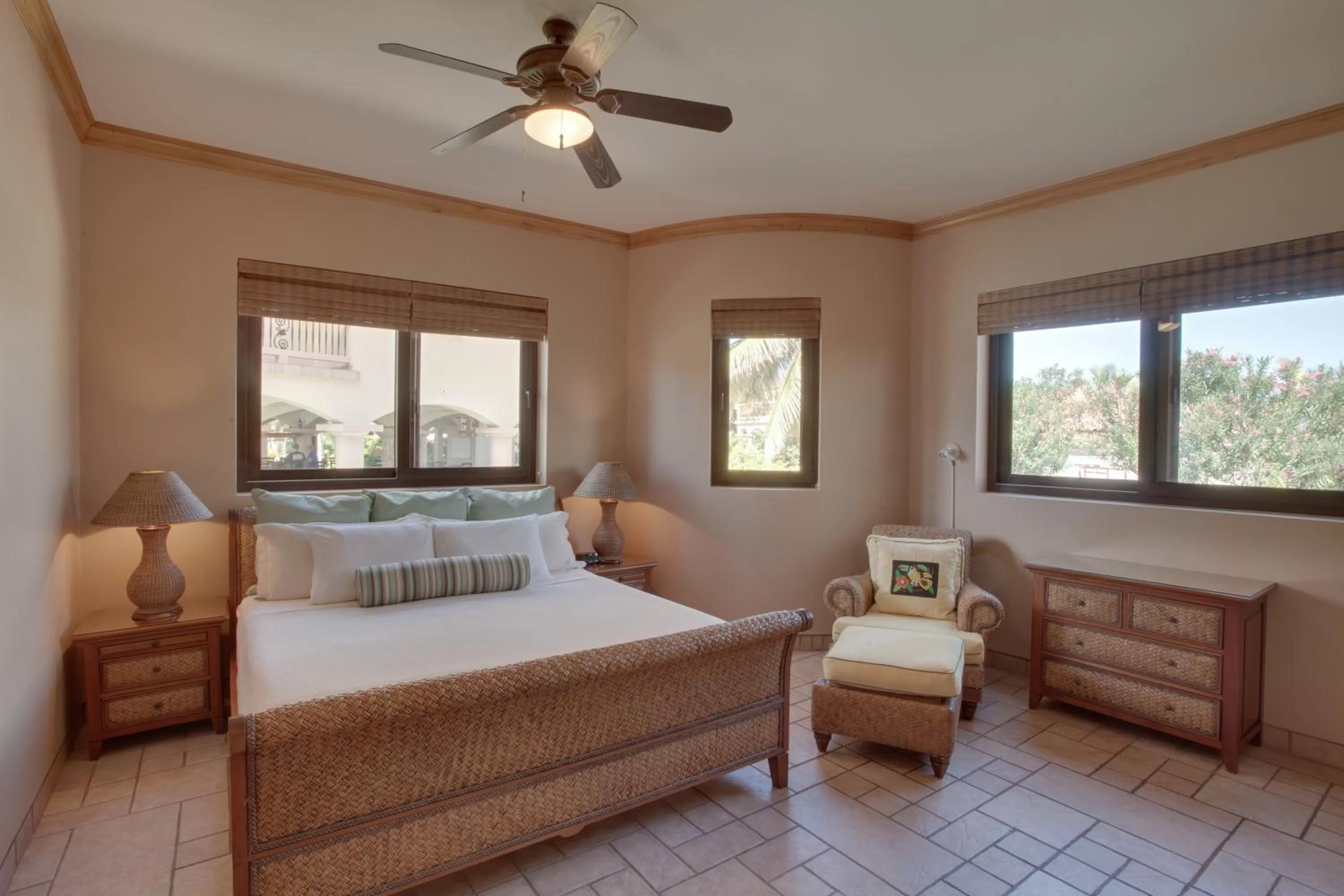 Day, Bed in Coco Beach Resort