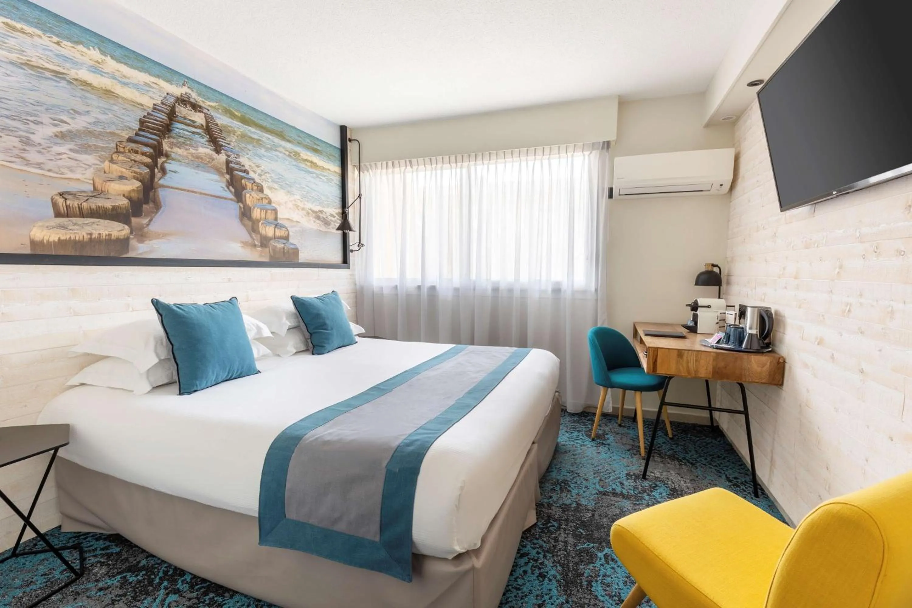 Bedroom, Bed in Best Western Plus Hotel Canet-Plage