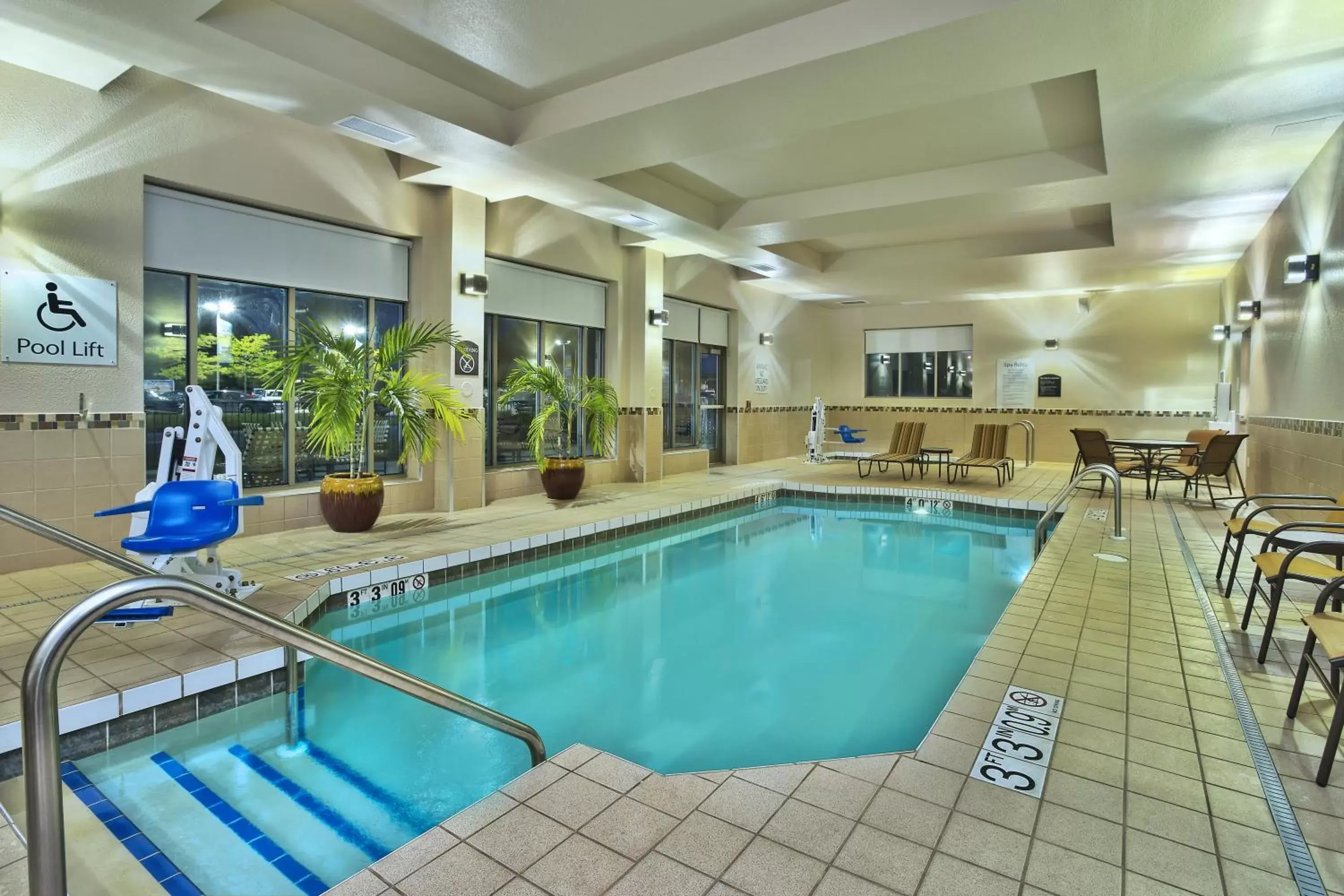 Swimming Pool in Holiday Inn & Suites Green Bay Stadium, an IHG Hotel