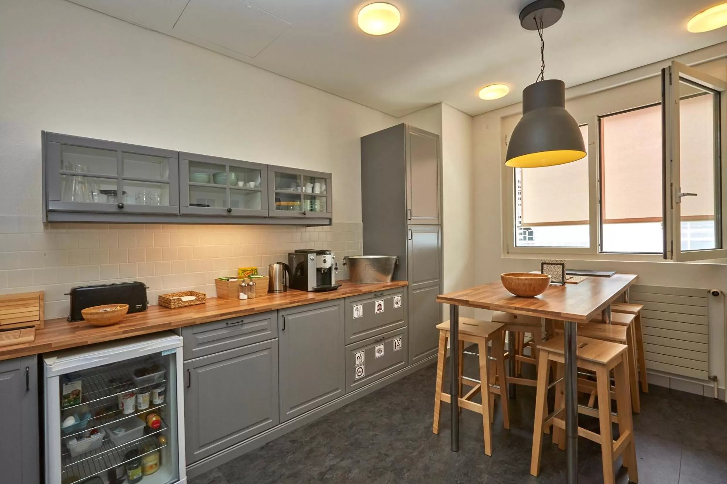 Communal kitchen in Les Chambres du CTN