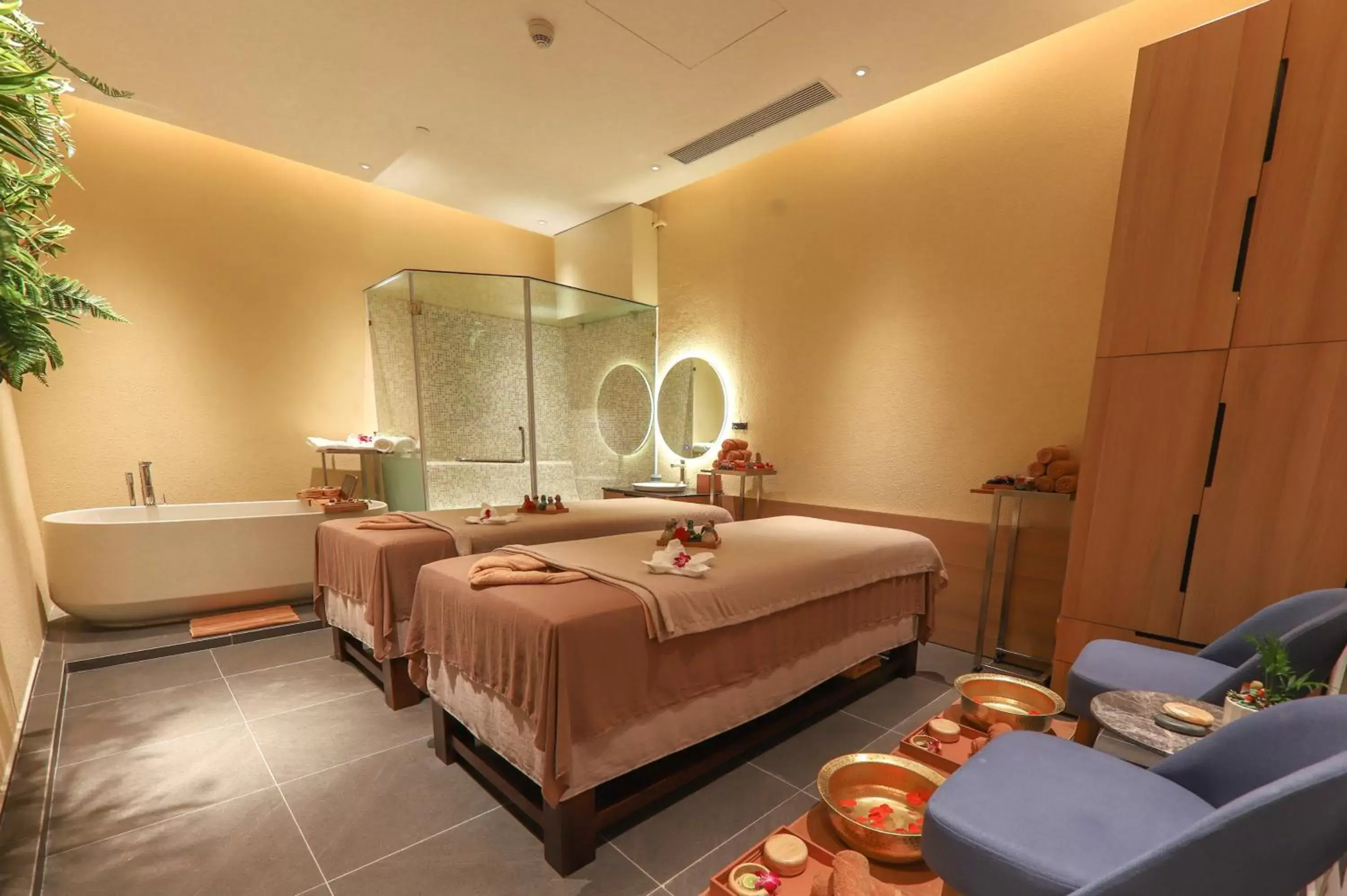 Massage, Bed in Grand Hyams Hotel - Quy Nhon Beach