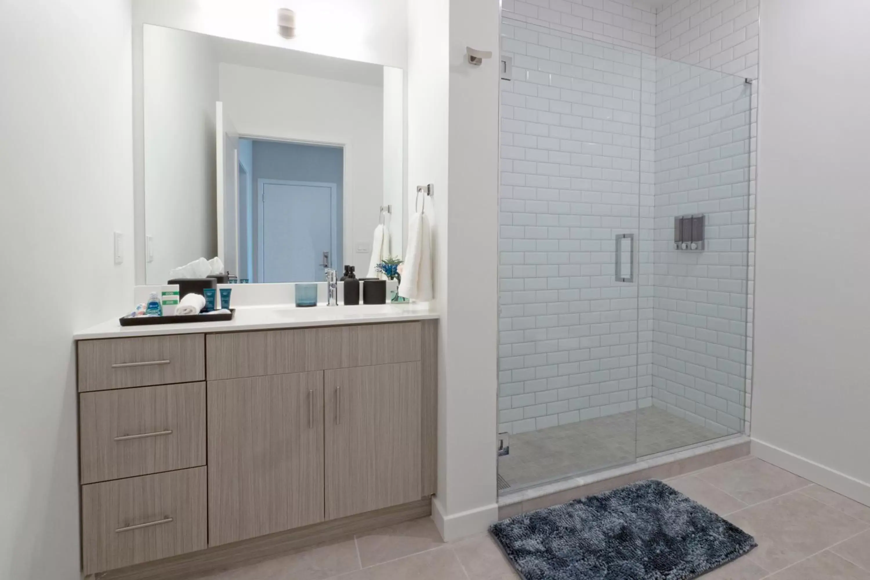 Bathroom in Luxury Furnished Apartments by Hyatus Downtown at Yale