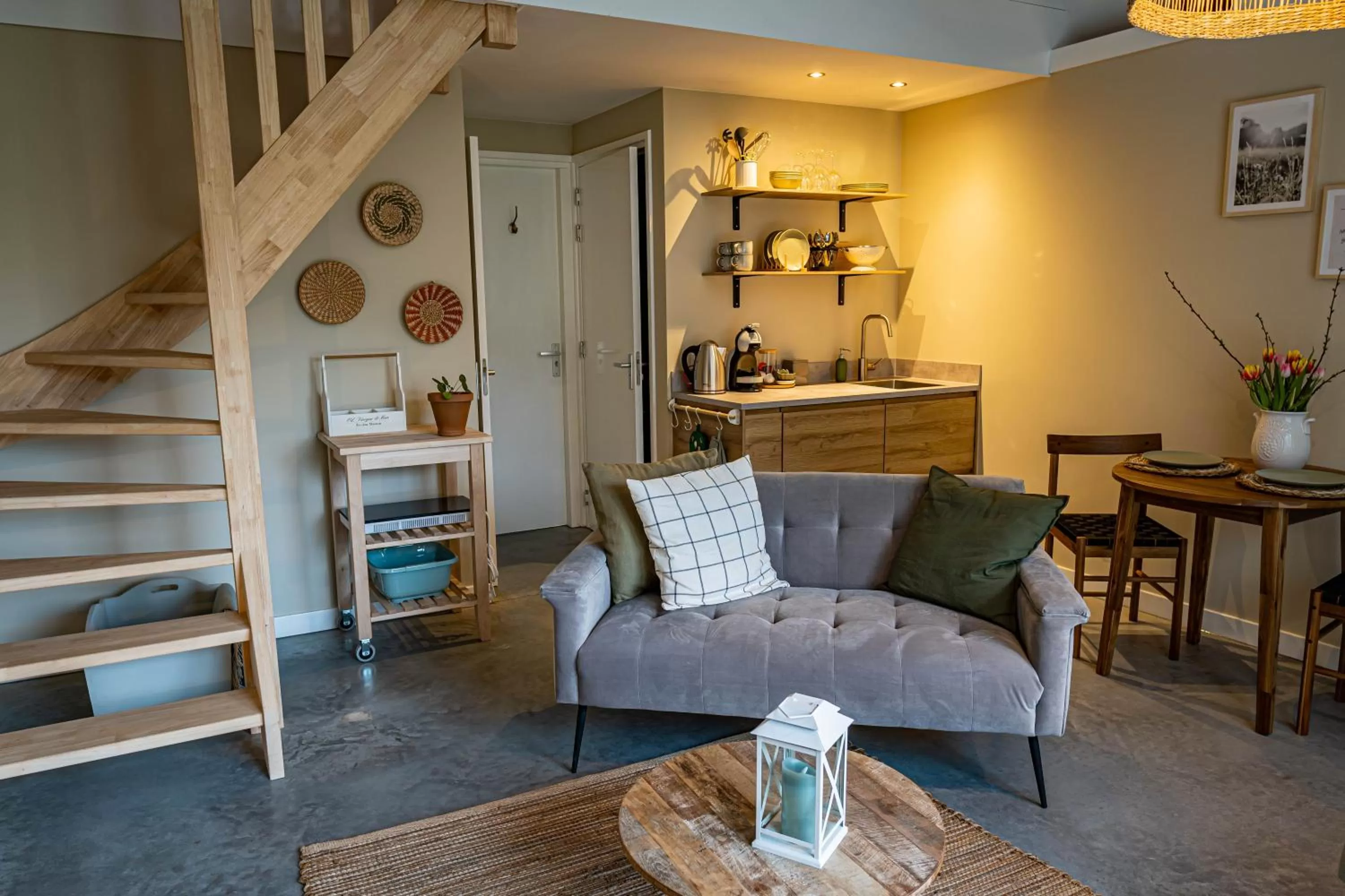 Kitchen or kitchenette, Seating Area in Gastenverblijf de Vense Weide