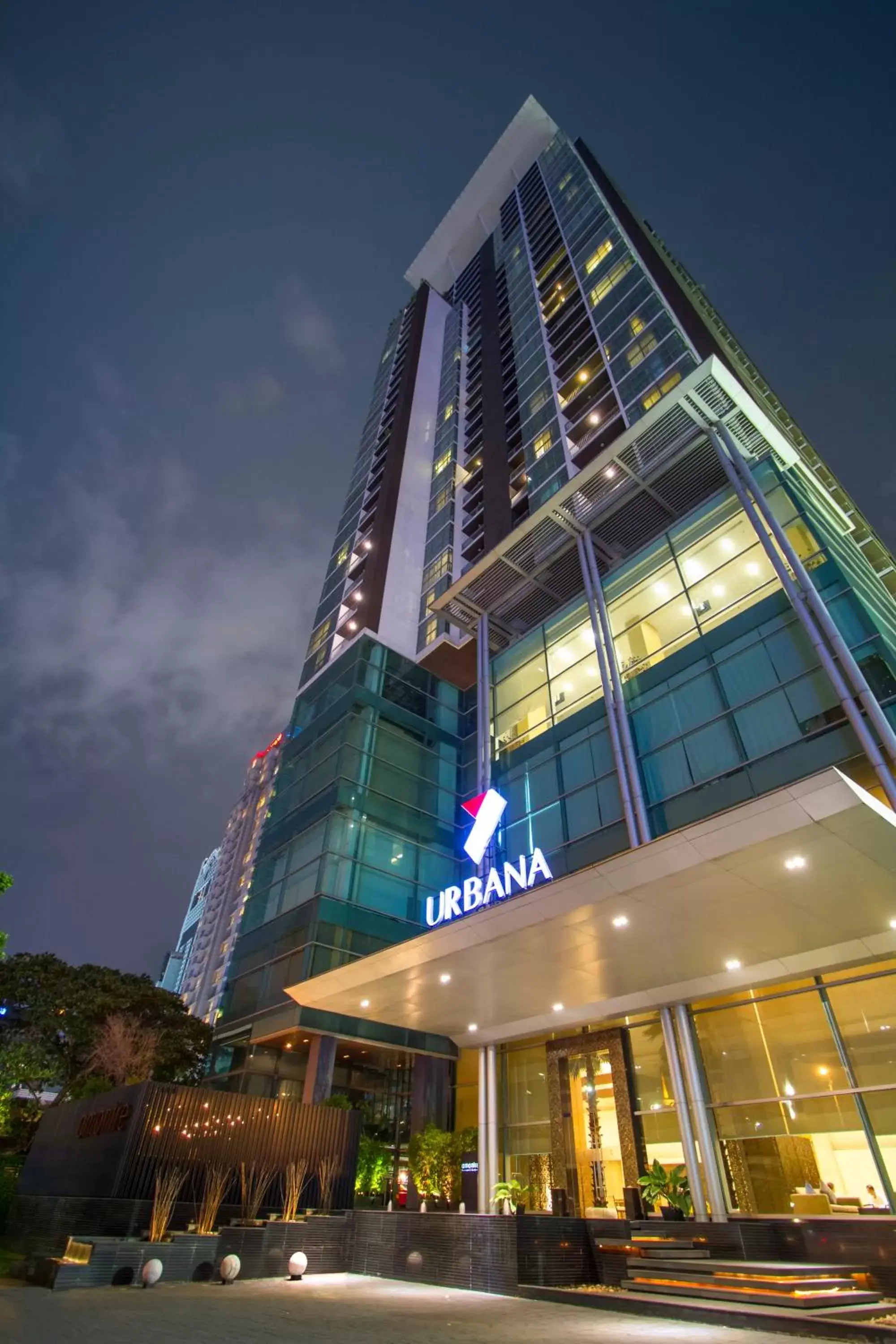 Facade/entrance, Property Building in Urbana Sathorn Hotel, Bangkok
