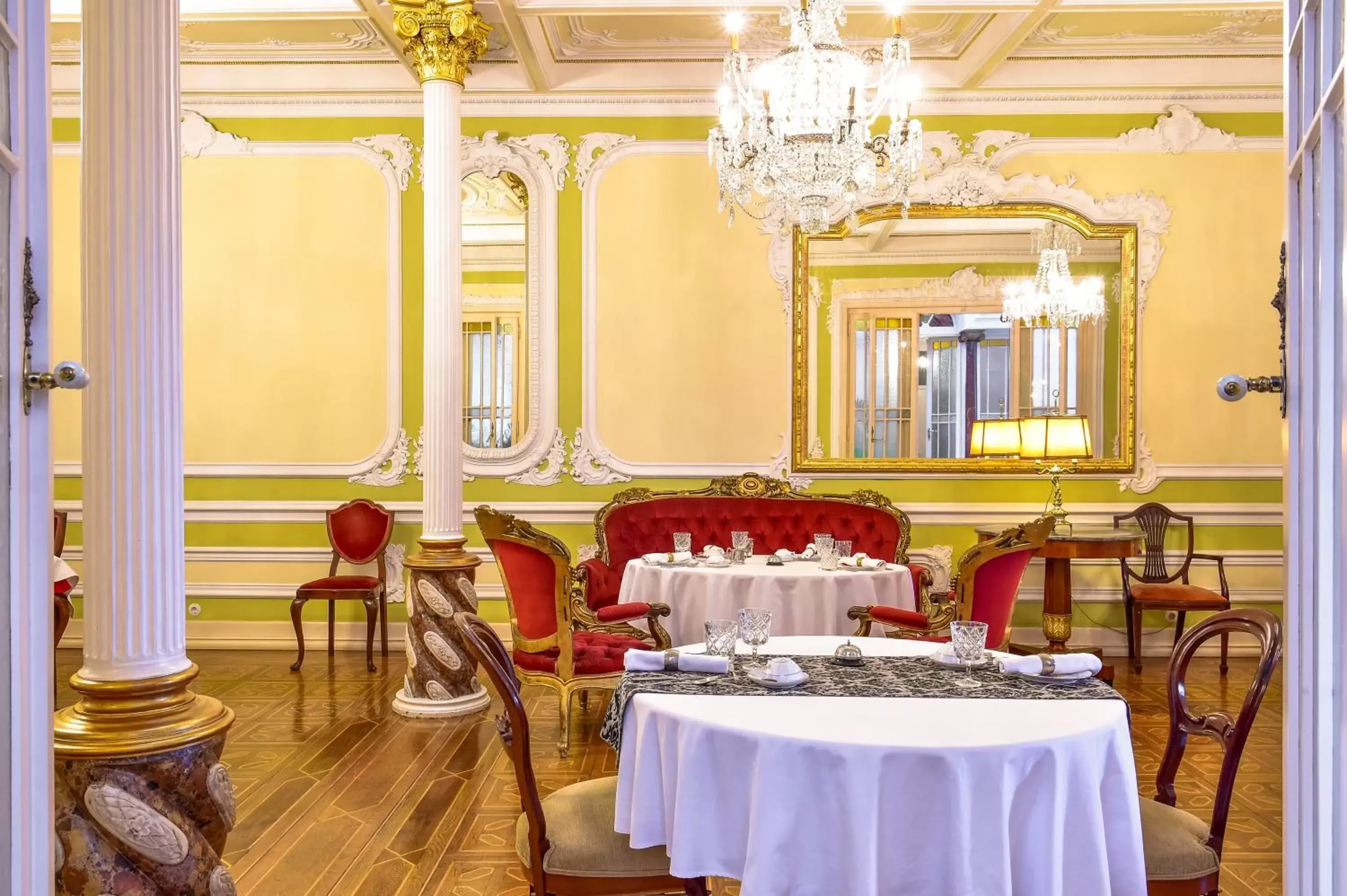 Lounge or bar, Restaurant/Places to Eat in Palacete Chafariz Del Rei - by Unlock Hotels