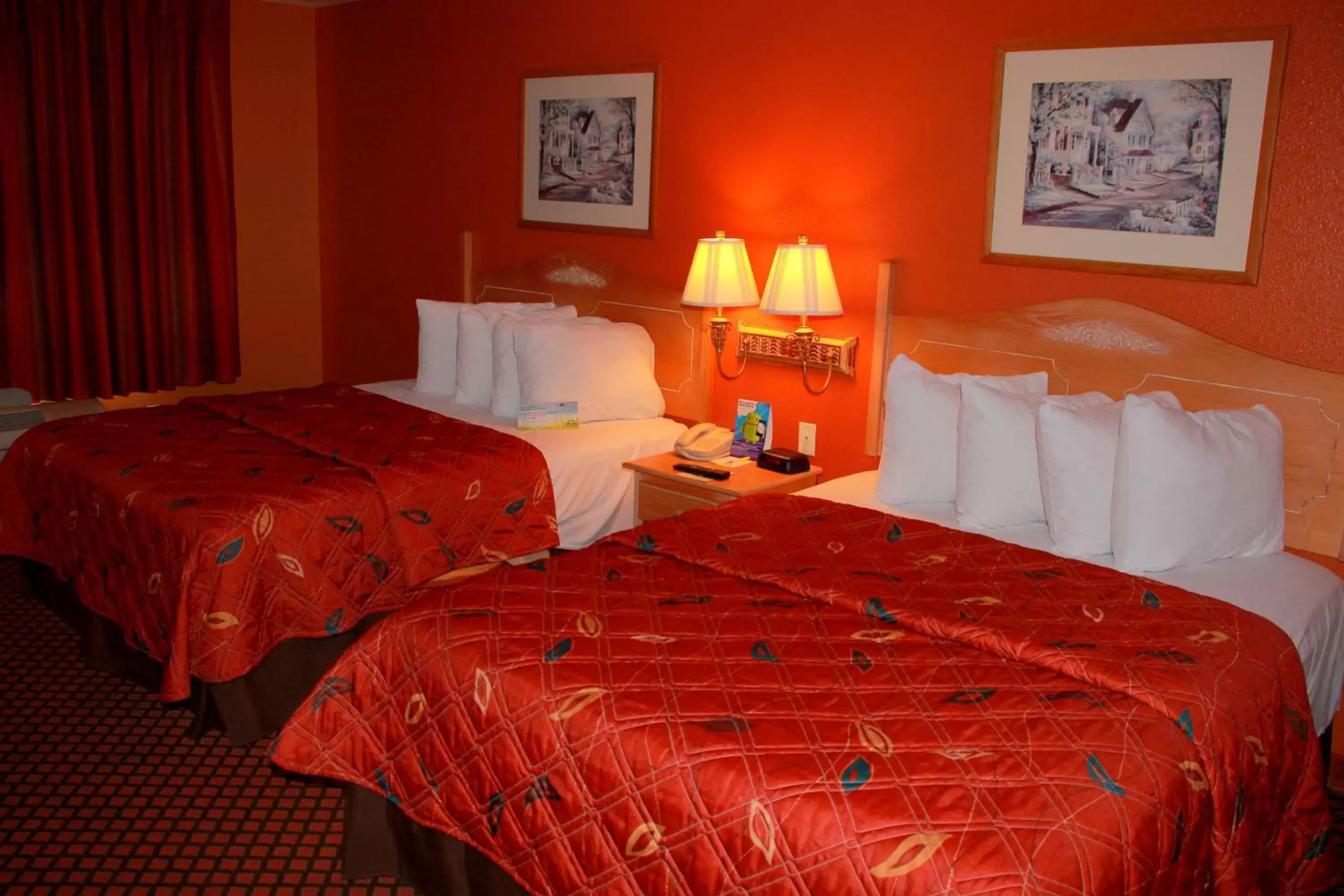 Photo of the whole room, Bed in Days Inn & Suites by Wyndham Surprise