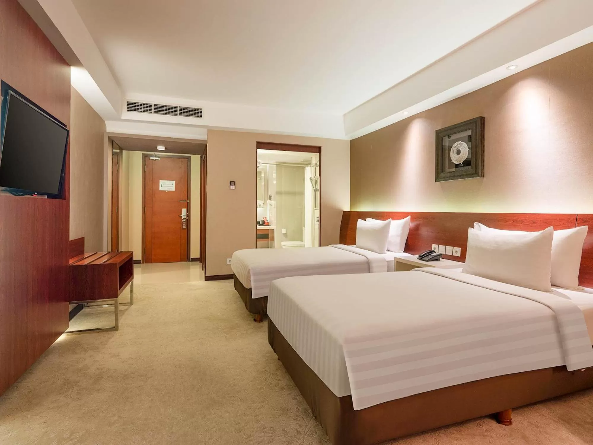 Bedroom, Bed in The Alana Yogyakarta Hotel and Convention Center